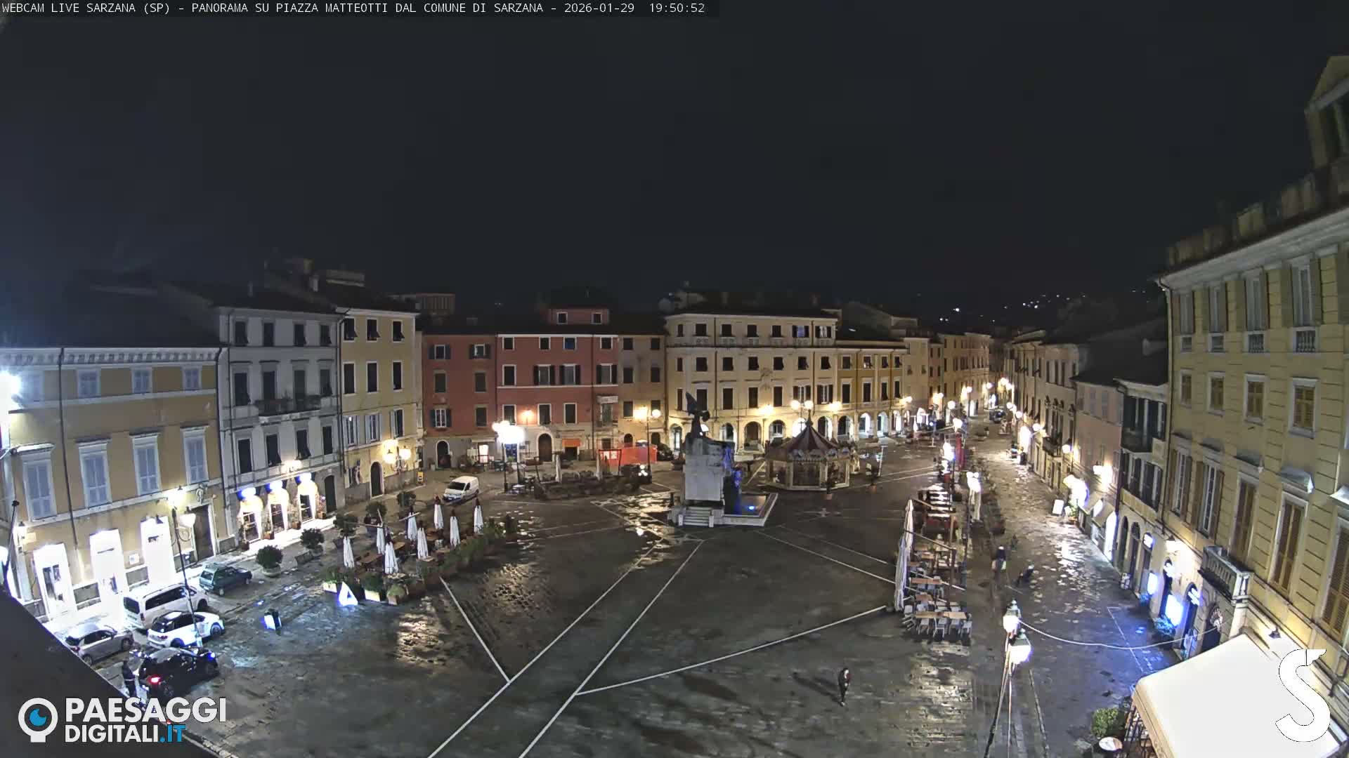 Sarzana, Piazza Matteotti Square Live Cam - La Spezia, Liguria, Italy