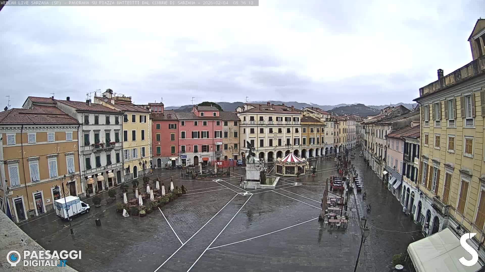 Sarzana, Piazza Matteotti Square Live Cam - La Spezia, Liguria, Italy
