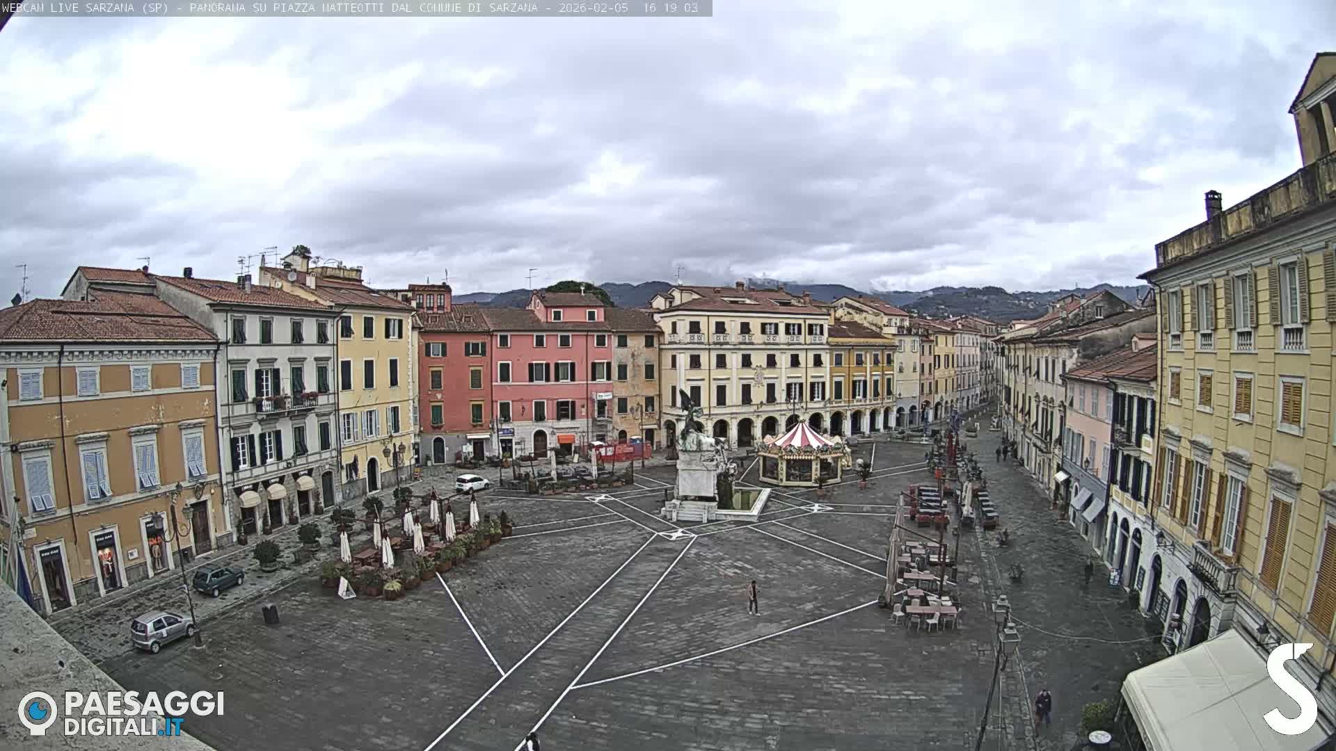 Sarzana, Piazza Matteotti Square Live Cam - La Spezia, Liguria, Italy