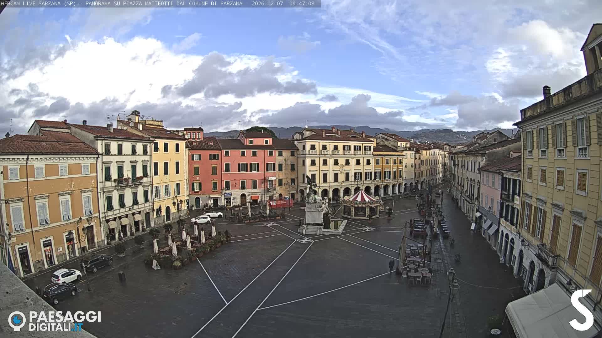Sarzana, Piazza Matteotti Square Live Cam - La Spezia, Liguria, Italy