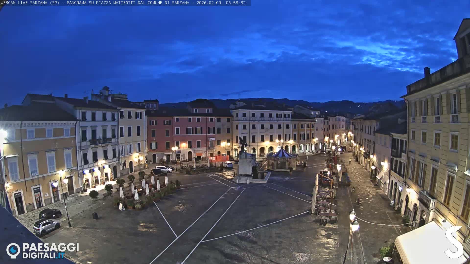 Sarzana, Piazza Matteotti Square Live Cam - La Spezia, Liguria, Italy