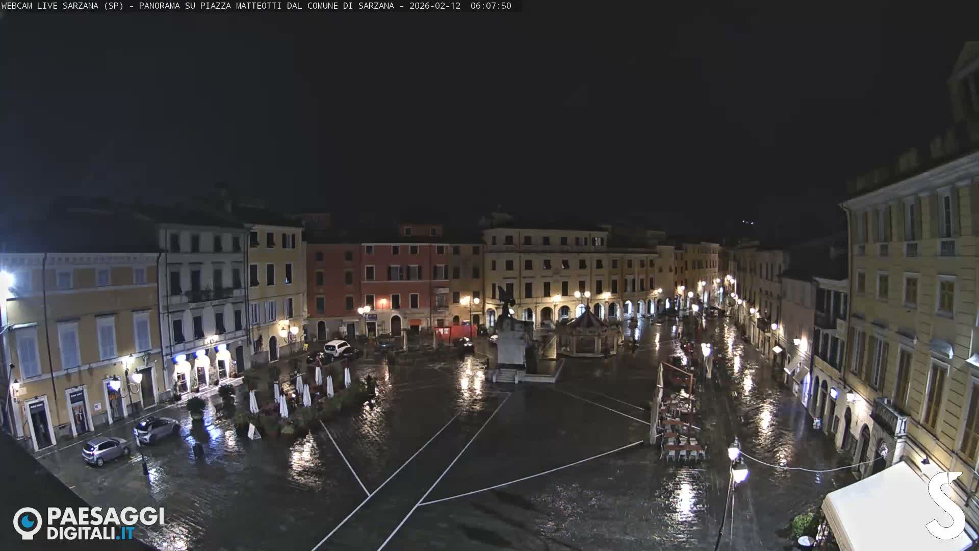 Sarzana, Piazza Matteotti Square Live Cam - La Spezia, Liguria, Italy