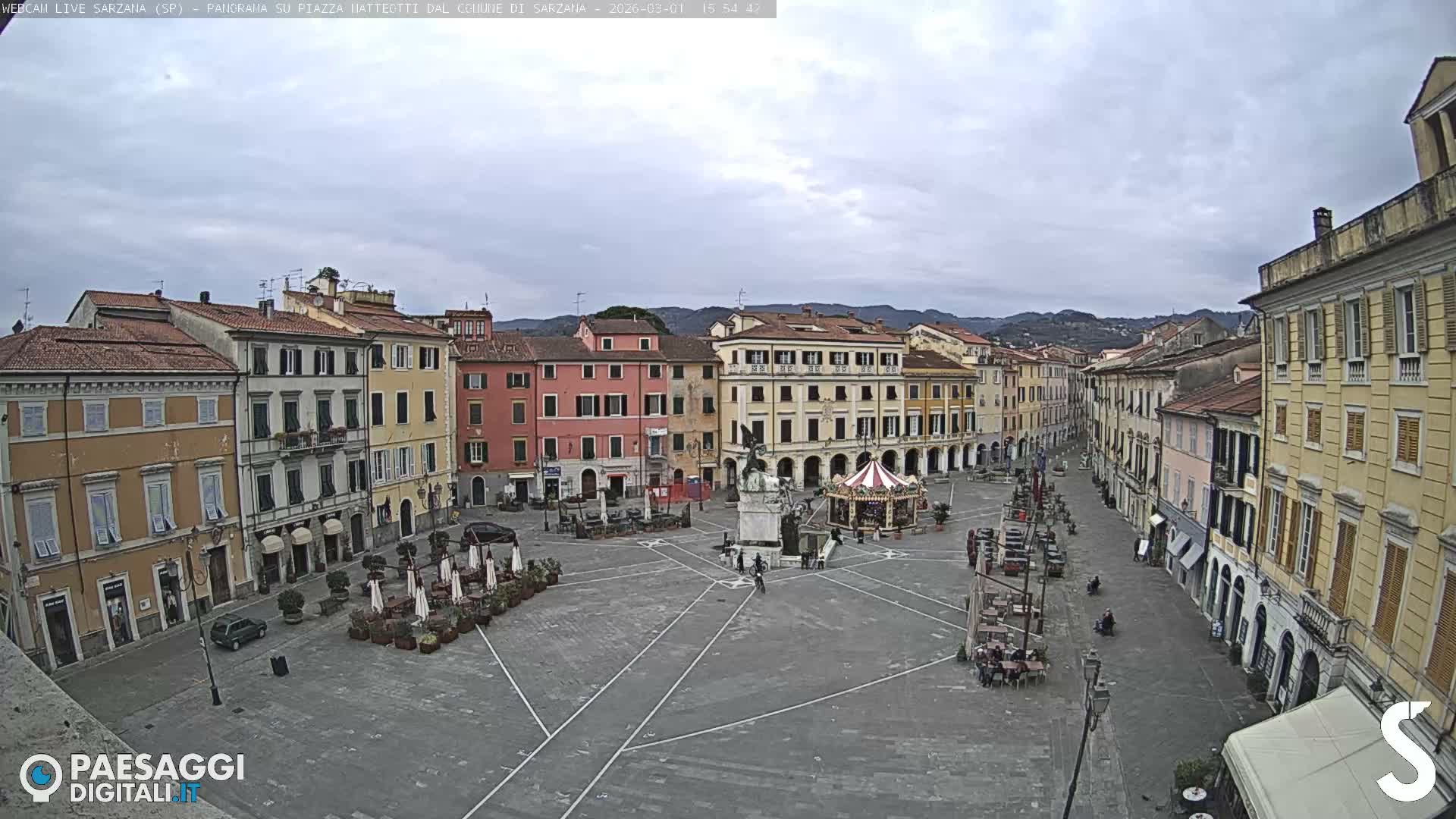 Sarzana, Piazza Matteotti Square Live Cam - La Spezia, Liguria, Italy