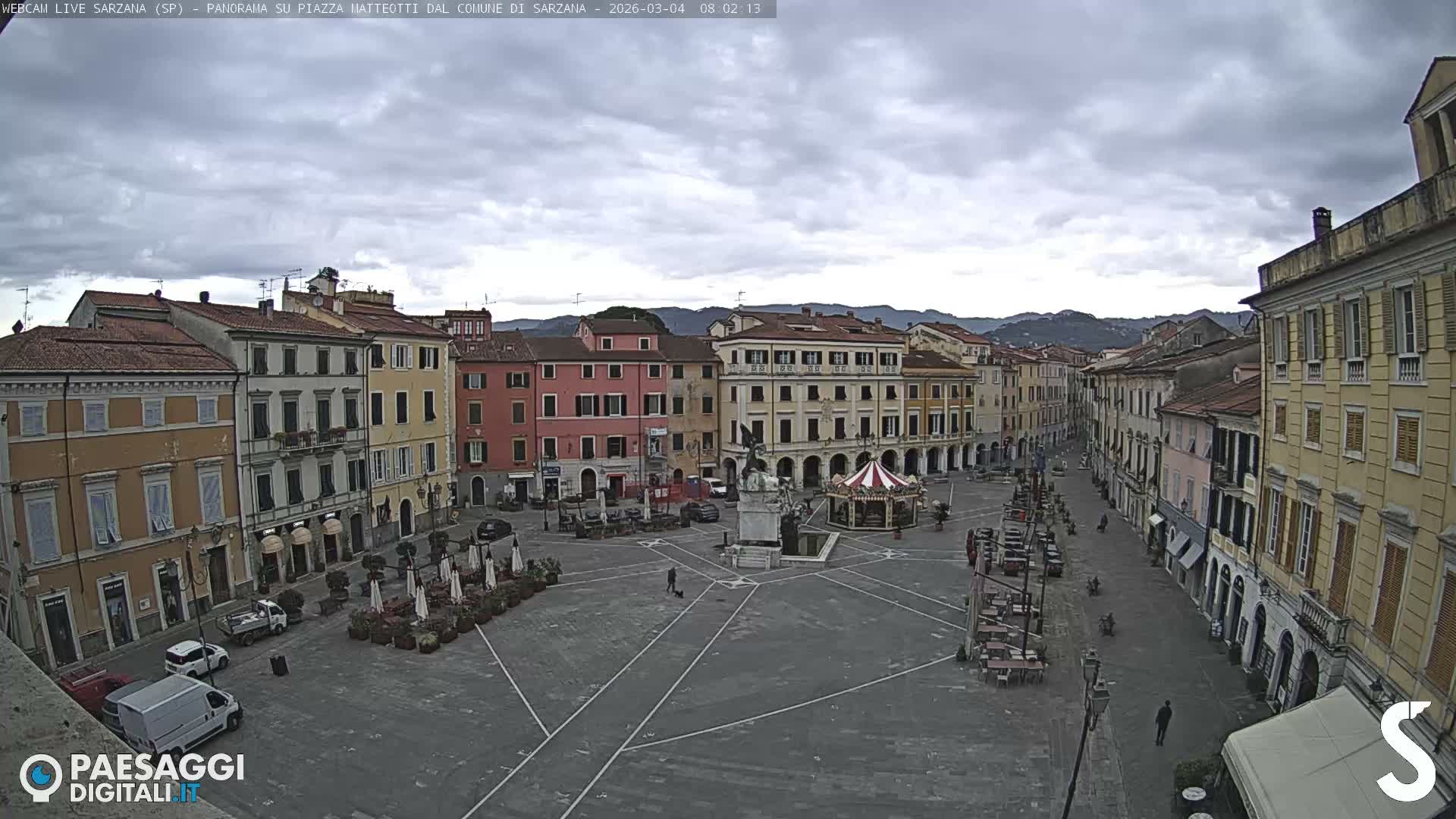 Sarzana, Piazza Matteotti Square Live Cam - La Spezia, Liguria, Italy
