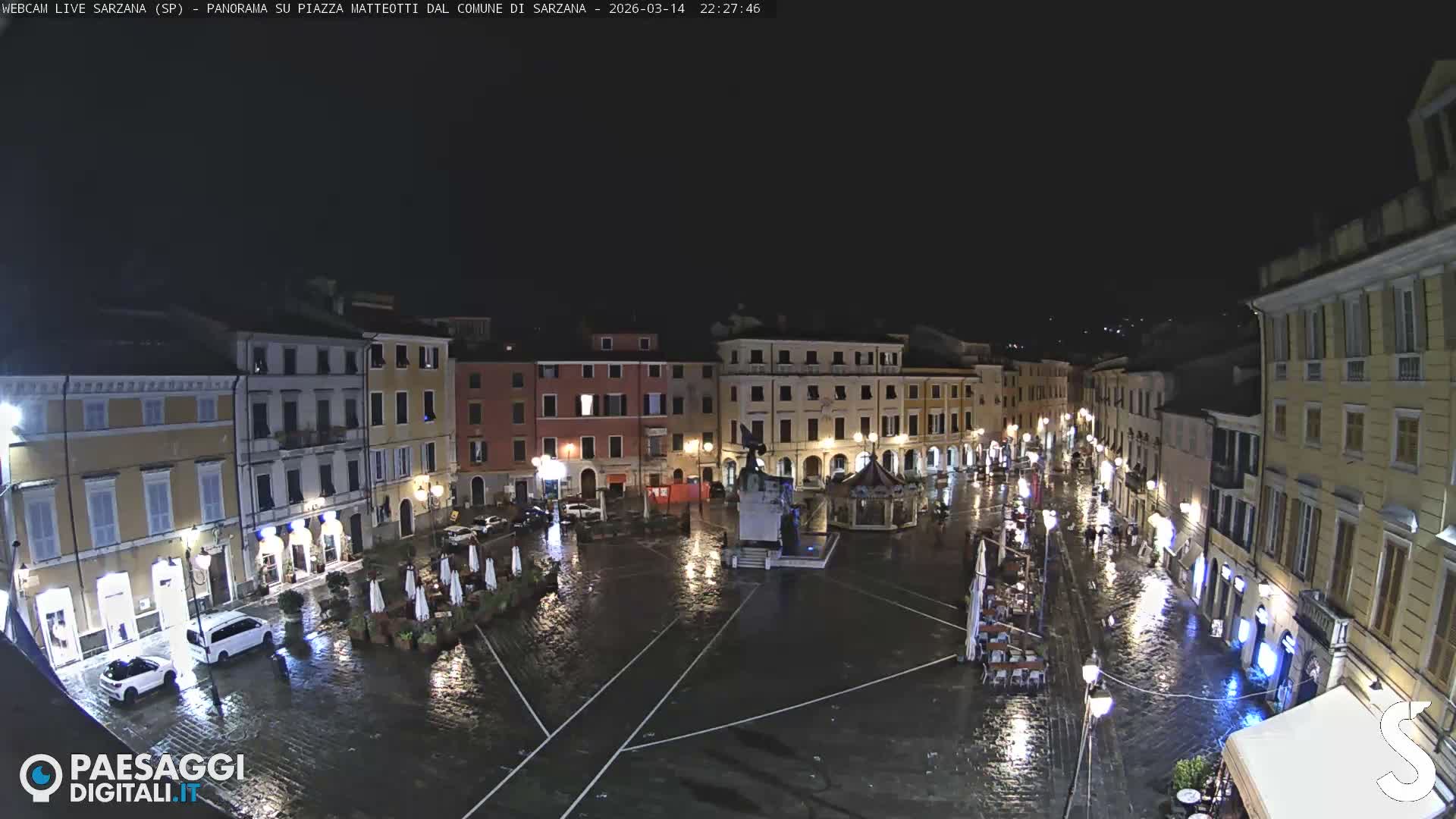 Sarzana, Piazza Matteotti Square Live Cam - La Spezia, Liguria, Italy