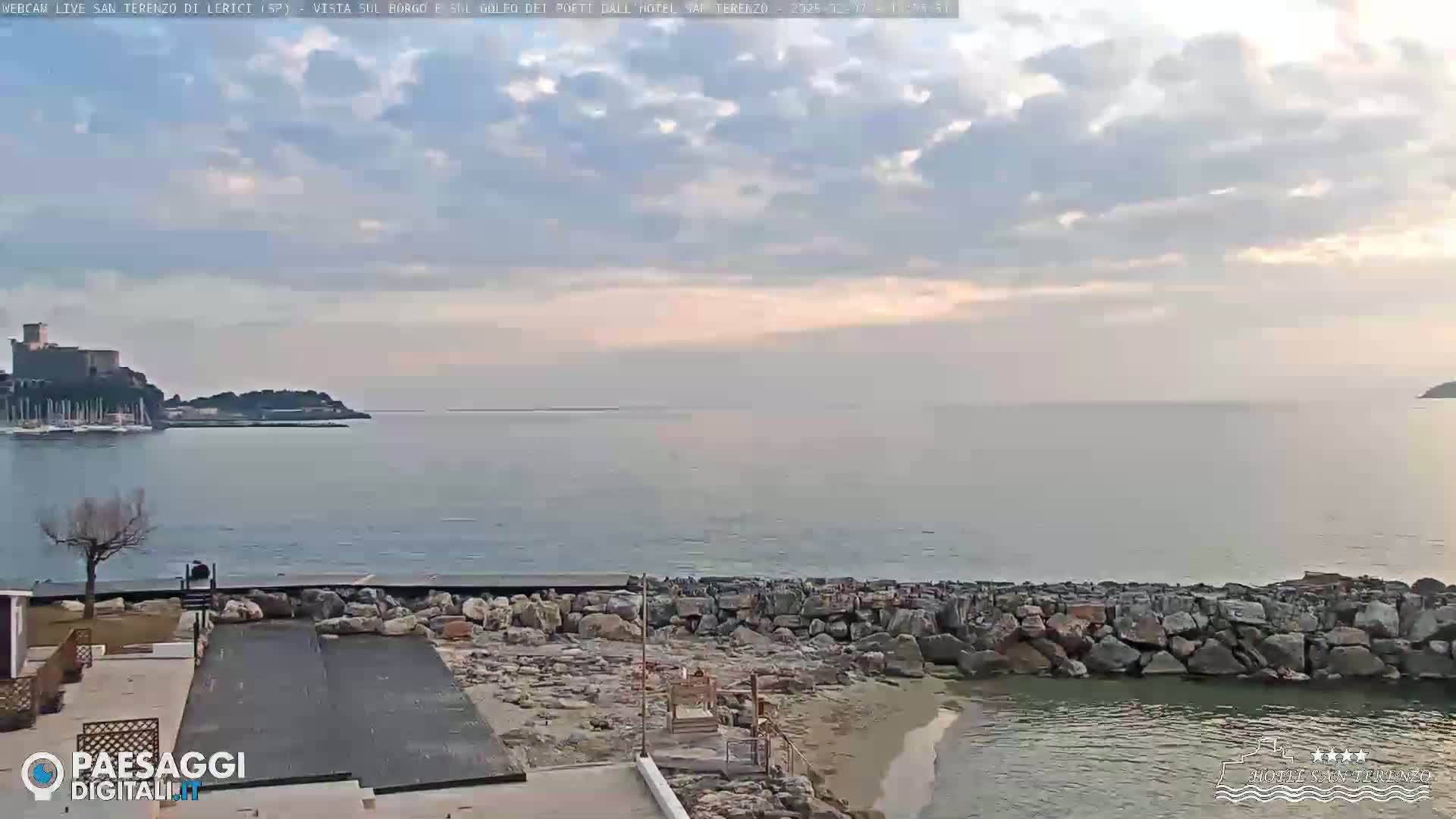  Lerici City & Coast Live Cam - La Spezia, Liguria, Italy