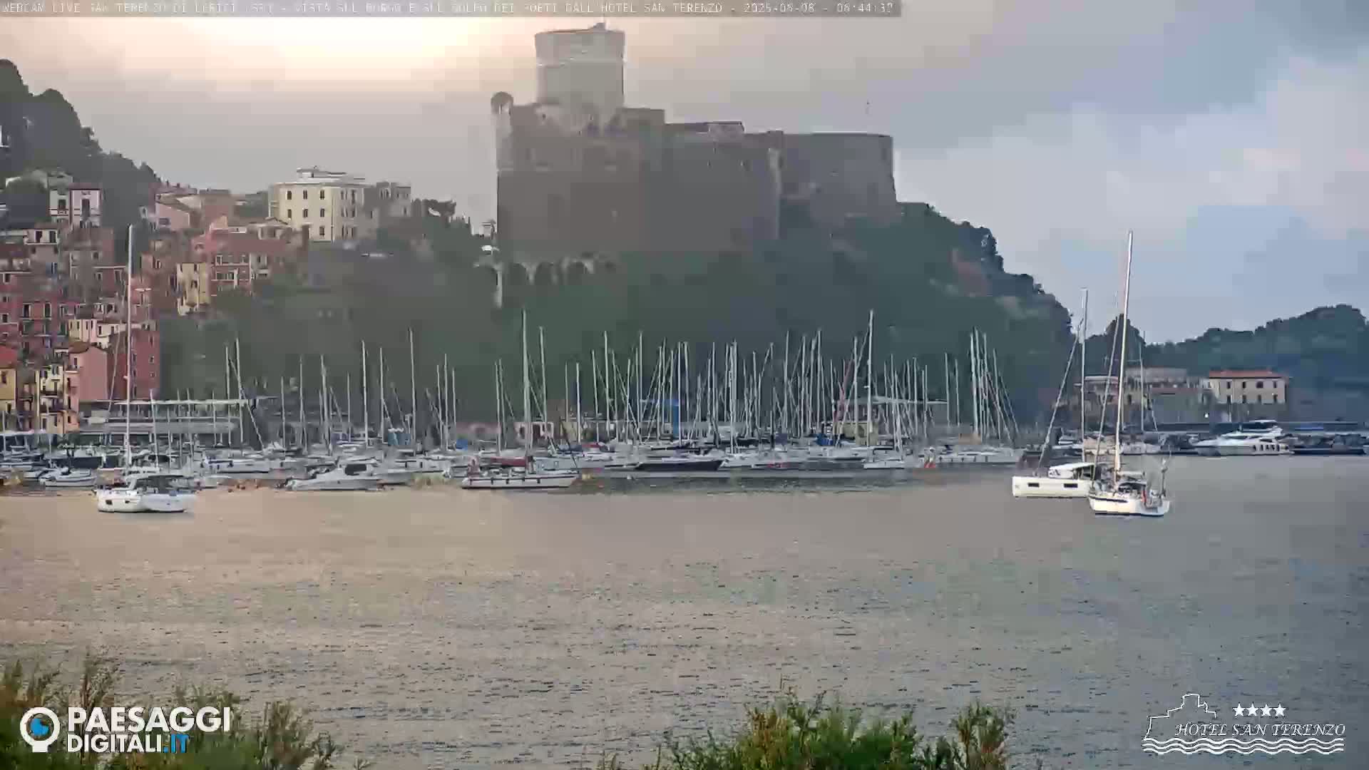  Lerici City & Coast Live Cam - La Spezia, Liguria, Italy