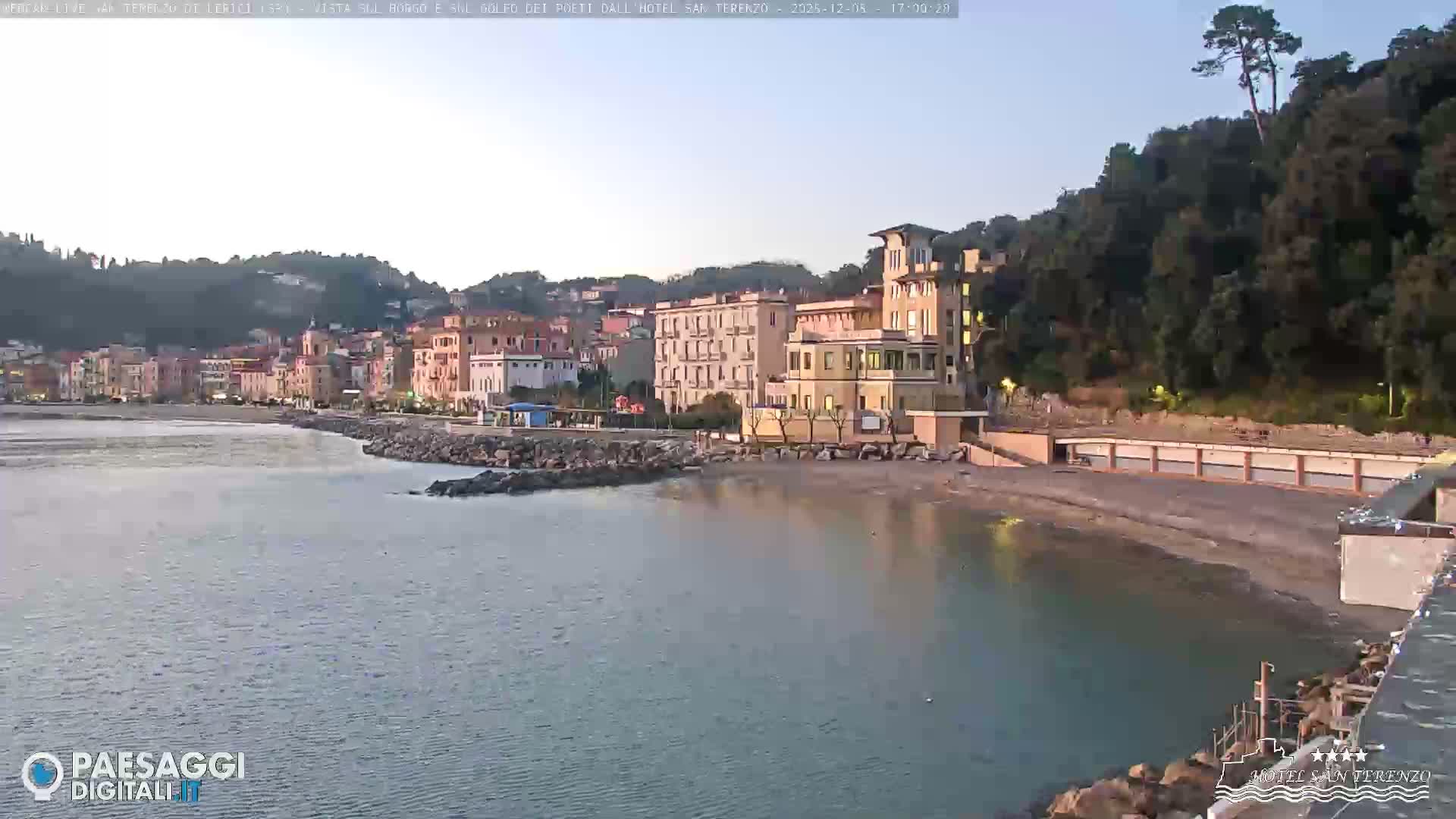  Lerici City & Coast Live Cam - La Spezia, Liguria, Italy