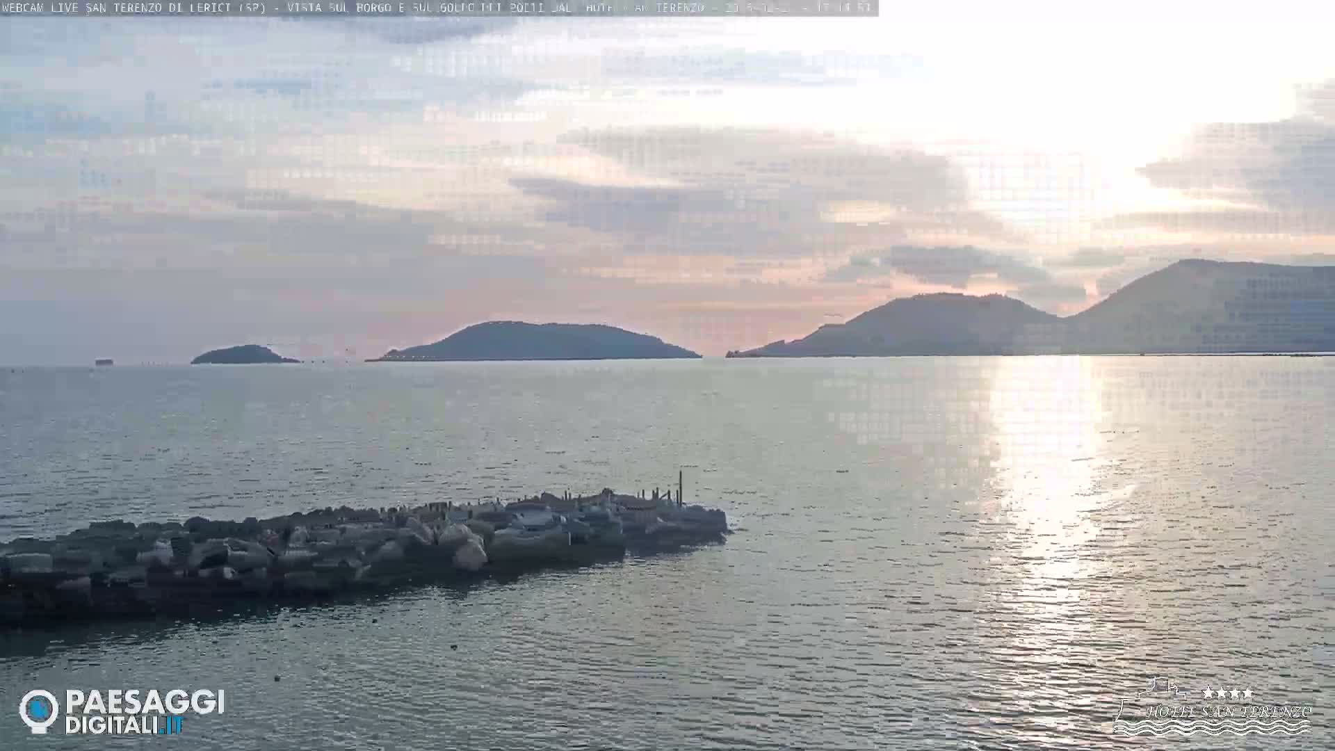  Lerici City & Coast Live Cam - La Spezia, Liguria, Italy