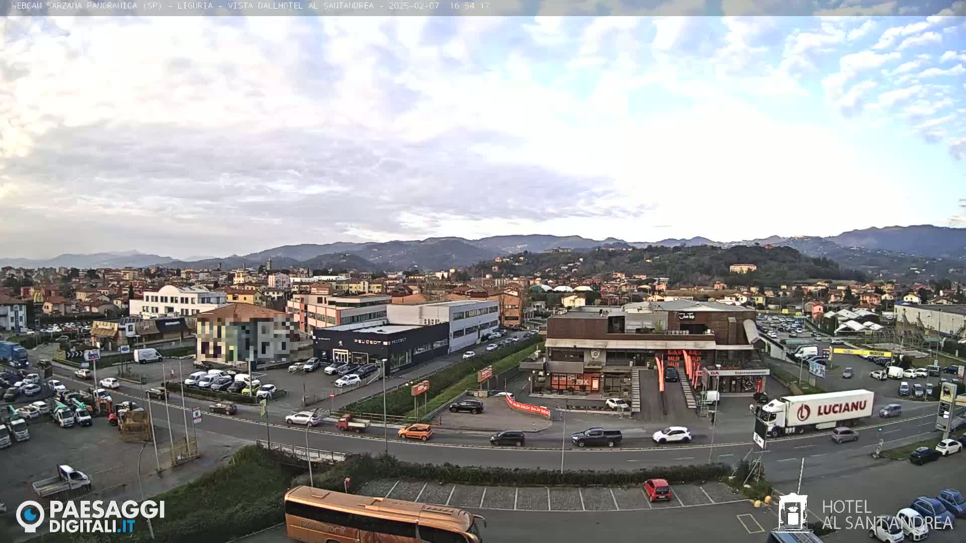 Sarzana City Live Cam  - La Spezia, Liguria, Italy