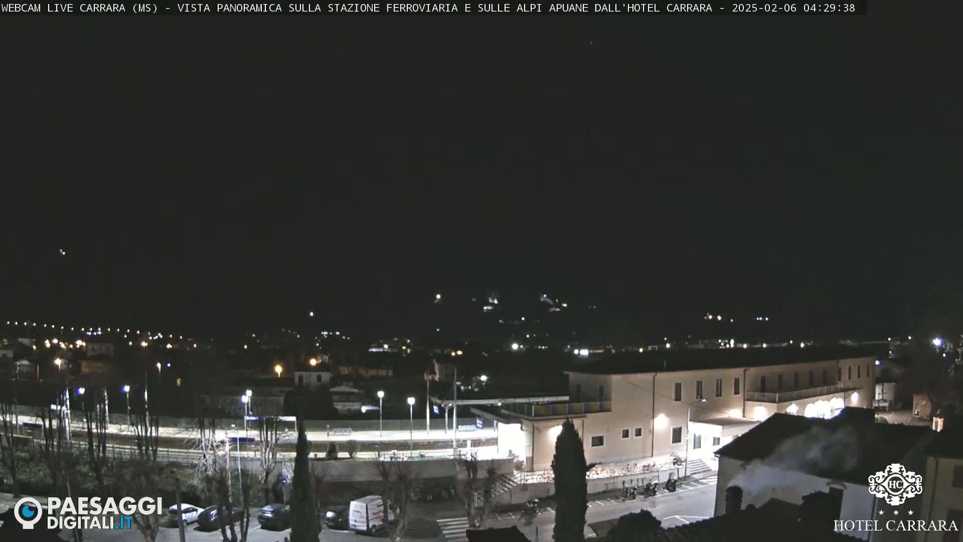  Carrara City Railway Station & Panaromic Natural Alps Park Live Cam - Massa & Carrara, Tuscany, Italy