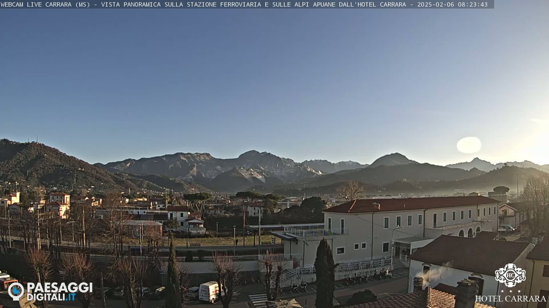  Carrara City Railway Station & Panaromic Natural Alps Park Live Cam - Massa & Carrara, Tuscany, Italy