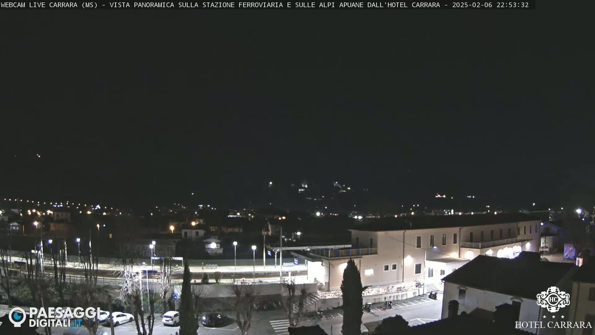  Carrara City Railway Station & Panaromic Natural Alps Park Live Cam - Massa & Carrara, Tuscany, Italy