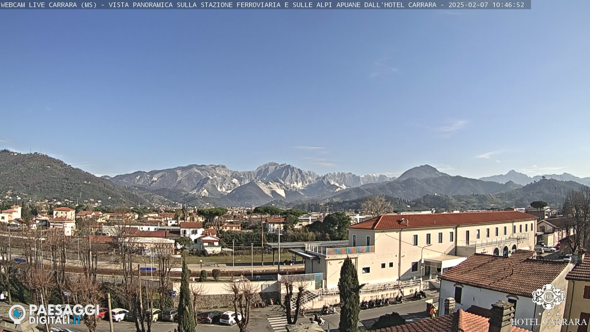  Carrara City Railway Station & Panaromic Natural Alps Park Live Cam - Massa & Carrara, Tuscany, Italy