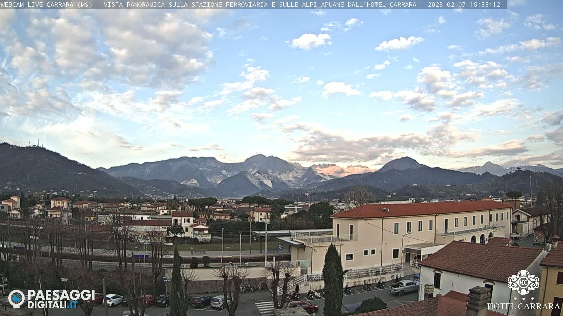  Carrara City Railway Station & Panaromic Natural Alps Park Live Cam - Massa & Carrara, Tuscany, Italy