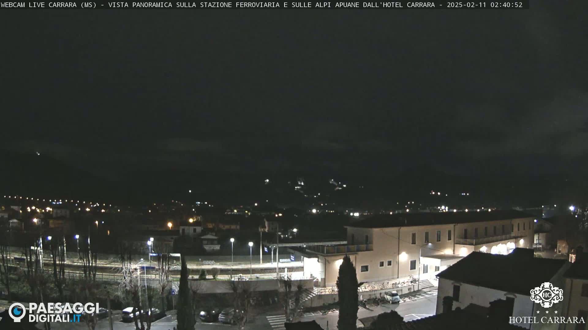  Carrara City Railway Station & Panaromic Natural Alps Park Live Cam - Massa & Carrara, Tuscany, Italy