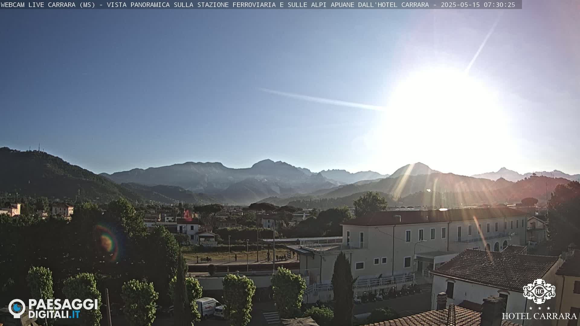  Carrara City Railway Station & Panaromic Natural Alps Park Live Cam - Massa & Carrara, Tuscany, Italy
