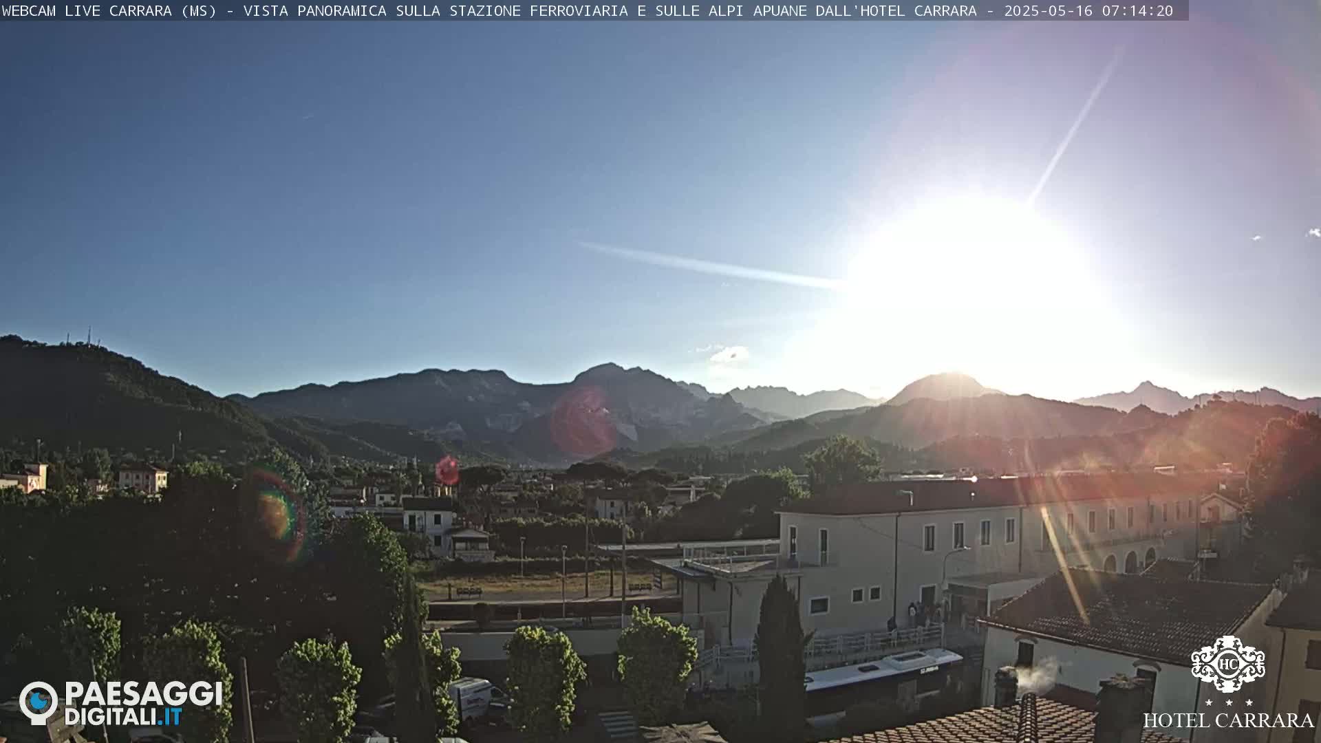  Carrara City Railway Station & Panaromic Natural Alps Park Live Cam - Massa & Carrara, Tuscany, Italy