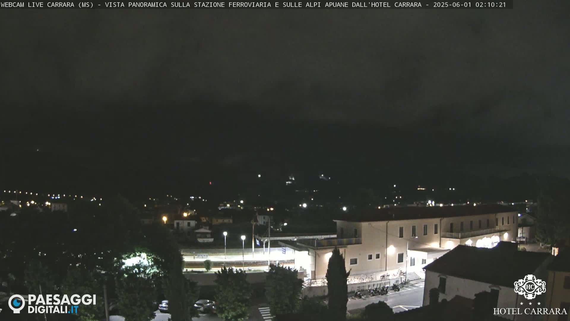  Carrara City Railway Station & Panaromic Natural Alps Park Live Cam - Massa & Carrara, Tuscany, Italy