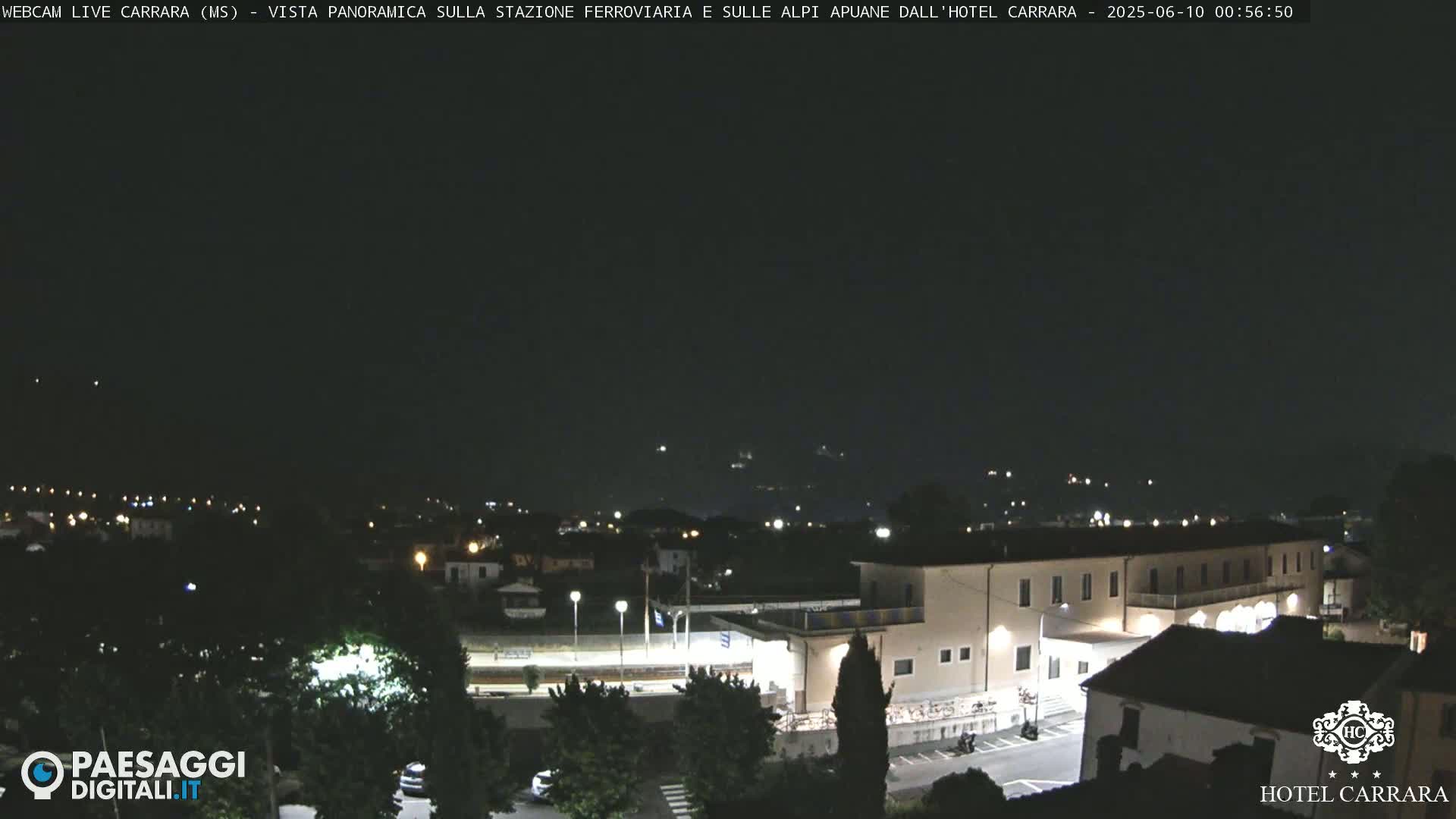  Carrara City Railway Station & Panaromic Natural Alps Park Live Cam - Massa & Carrara, Tuscany, Italy