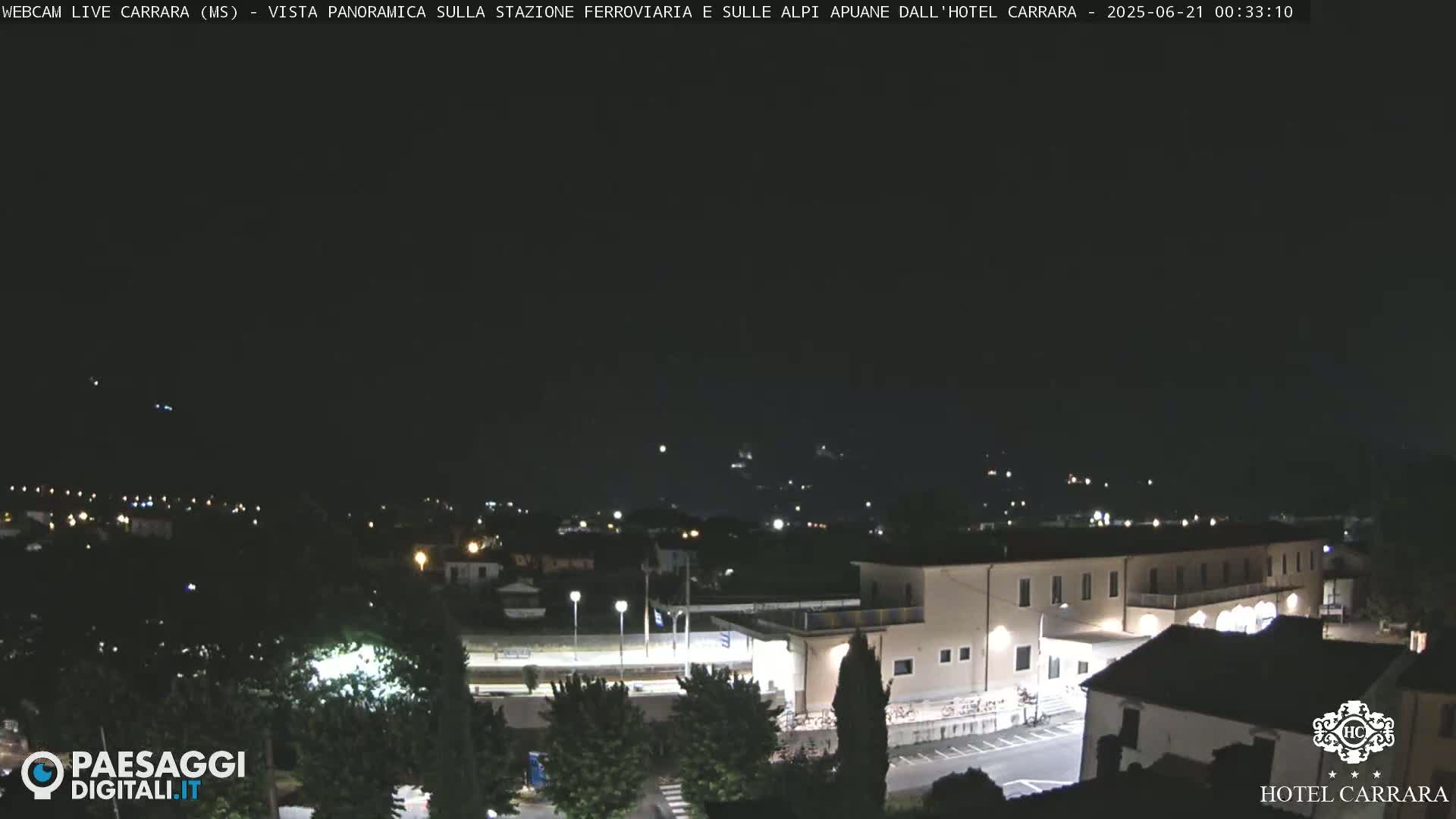  Carrara City Railway Station & Panaromic Natural Alps Park Live Cam - Massa & Carrara, Tuscany, Italy