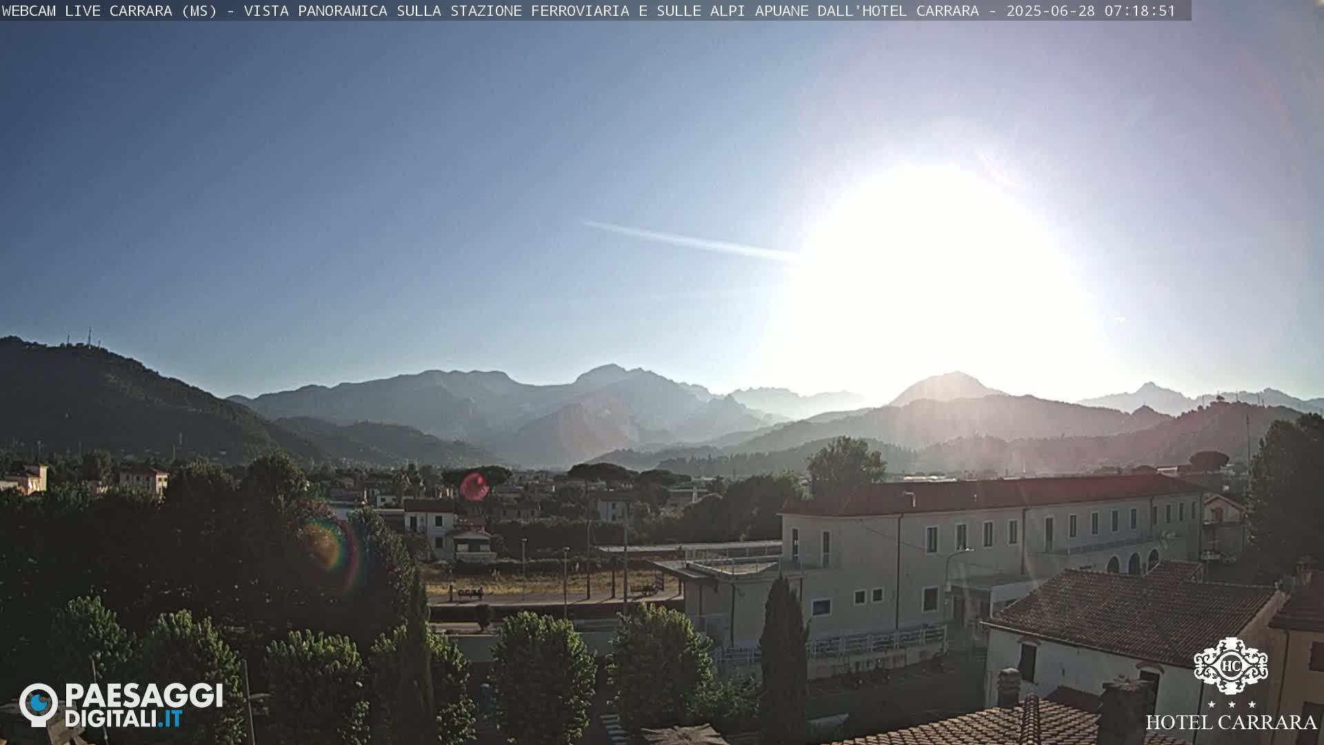  Carrara City Railway Station & Panaromic Natural Alps Park Live Cam - Massa & Carrara, Tuscany, Italy