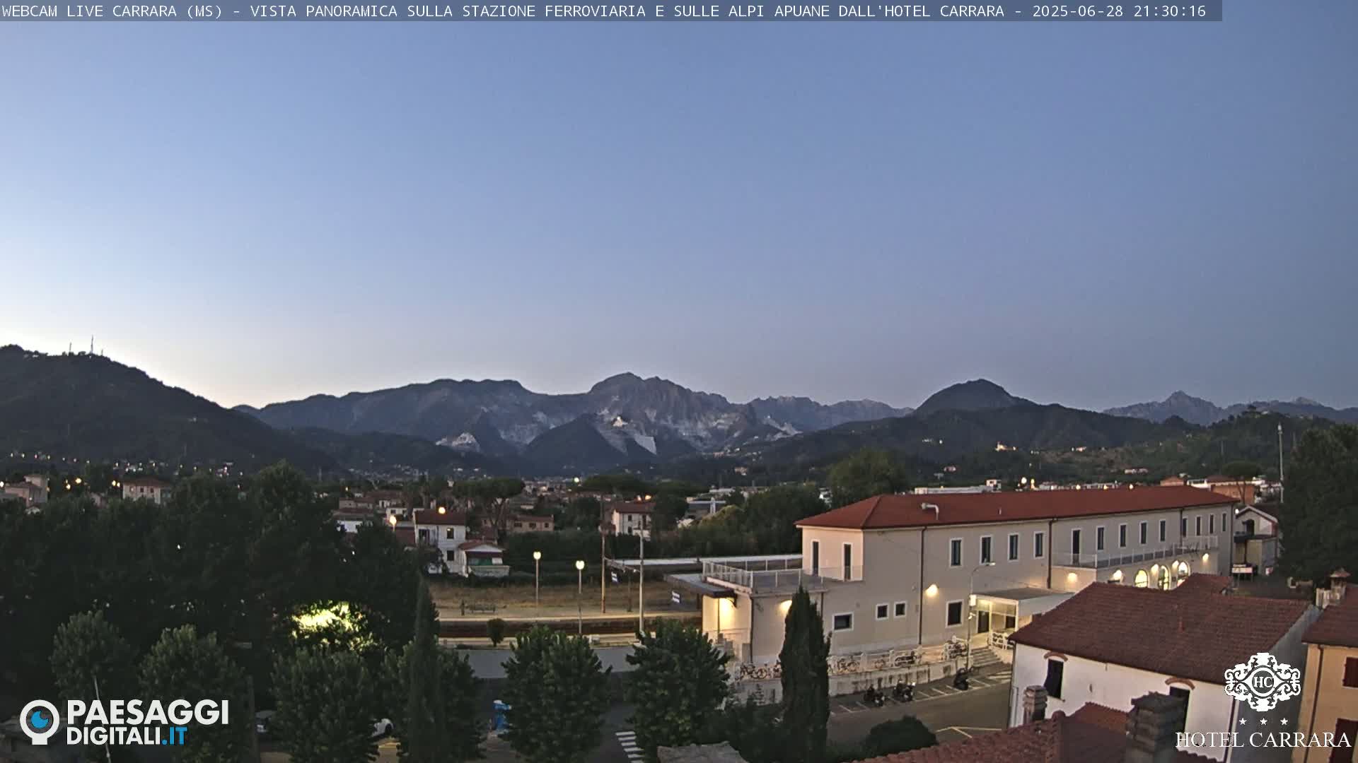  Carrara City Railway Station & Panaromic Natural Alps Park Live Cam - Massa & Carrara, Tuscany, Italy
