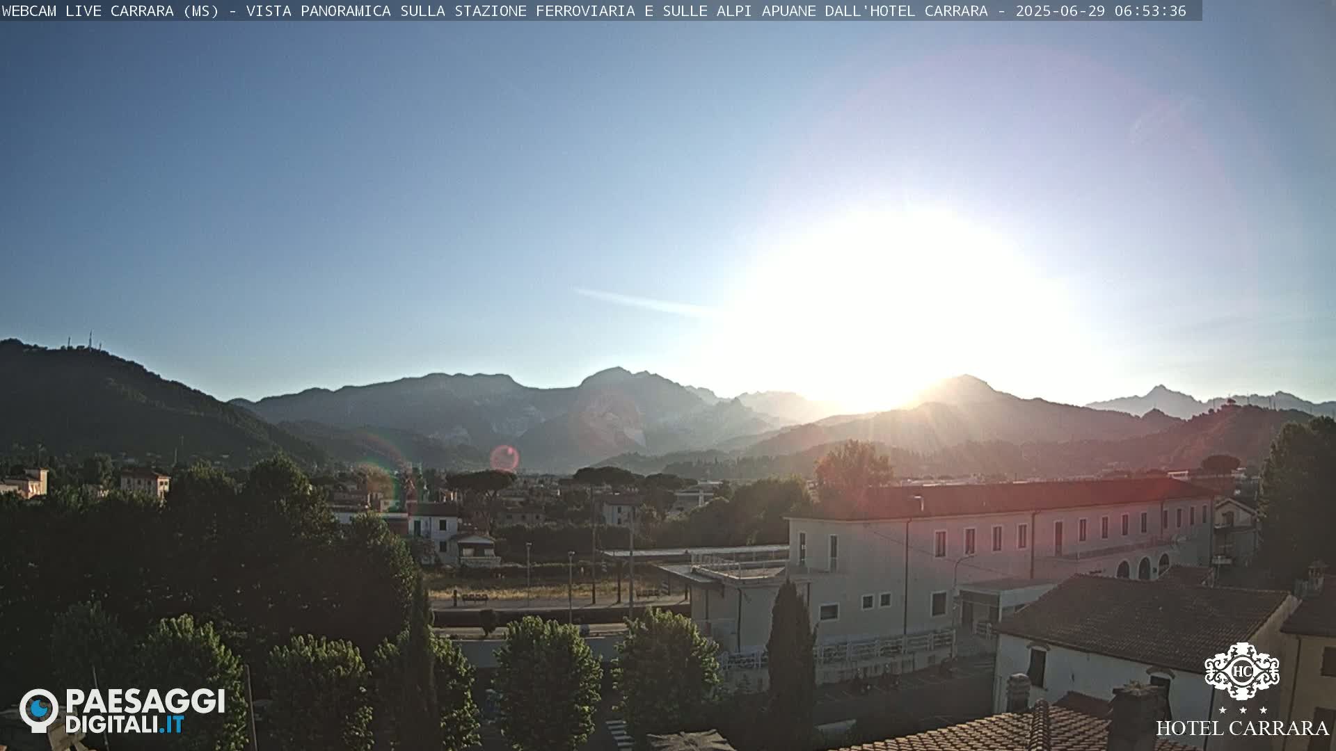  Carrara City Railway Station & Panaromic Natural Alps Park Live Cam - Massa & Carrara, Tuscany, Italy