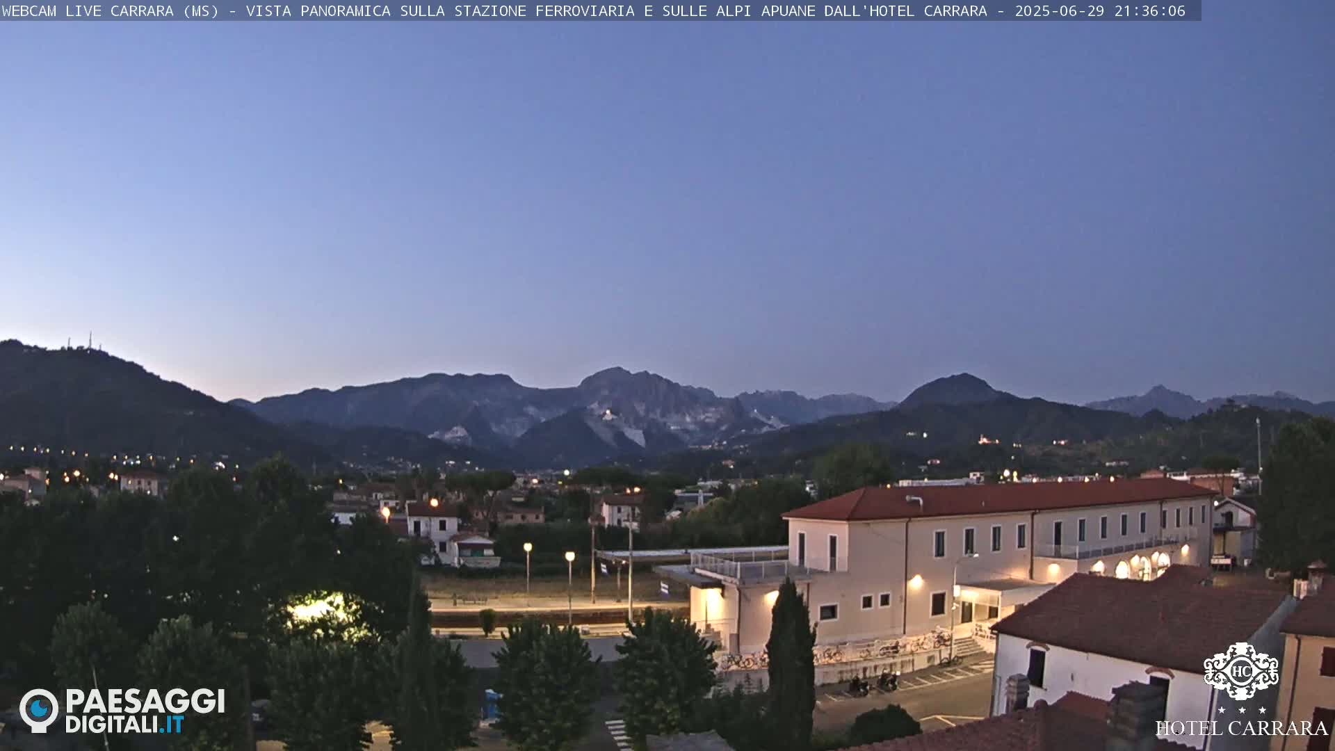  Carrara City Railway Station & Panaromic Natural Alps Park Live Cam - Massa & Carrara, Tuscany, Italy