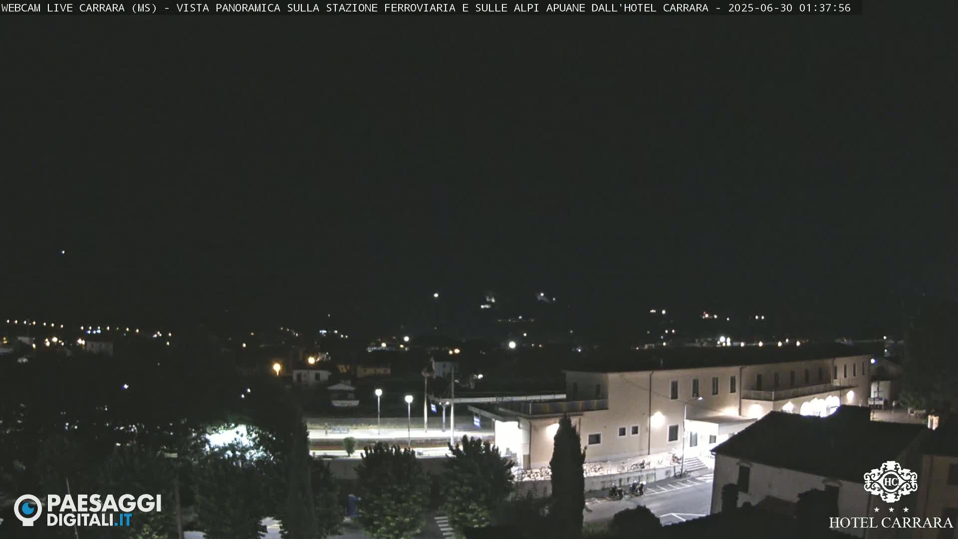  Carrara City Railway Station & Panaromic Natural Alps Park Live Cam - Massa & Carrara, Tuscany, Italy