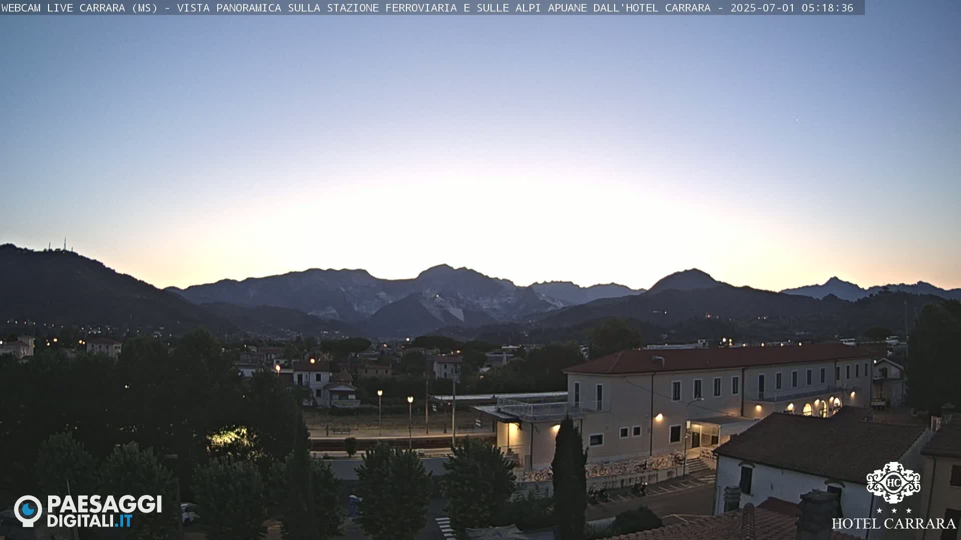  Carrara City Railway Station & Panaromic Natural Alps Park Live Cam - Massa & Carrara, Tuscany, Italy