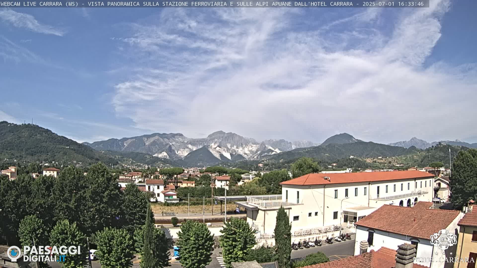  Carrara City Railway Station & Panaromic Natural Alps Park Live Cam - Massa & Carrara, Tuscany, Italy
