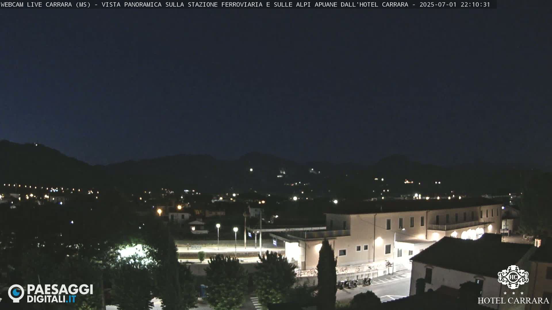  Carrara City Railway Station & Panaromic Natural Alps Park Live Cam - Massa & Carrara, Tuscany, Italy