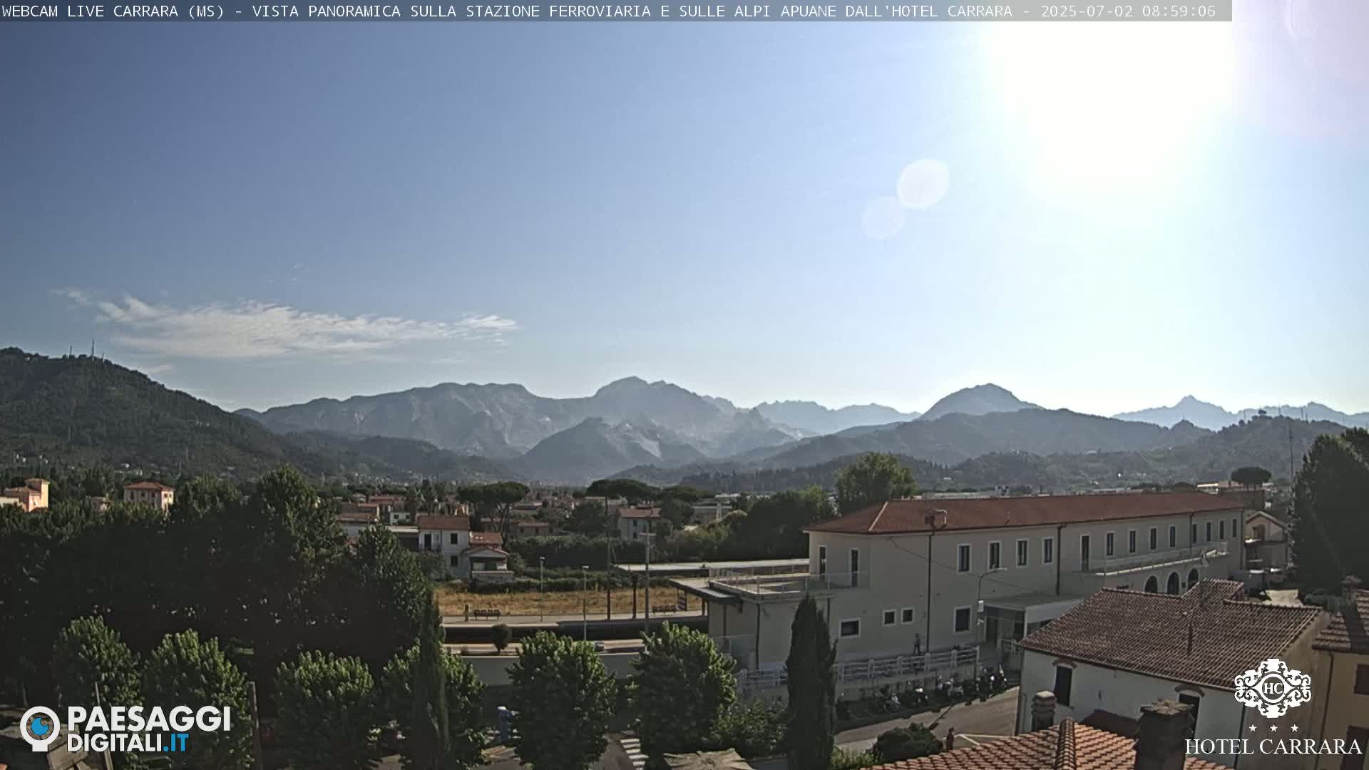  Carrara City Railway Station & Panaromic Natural Alps Park Live Cam - Massa & Carrara, Tuscany, Italy