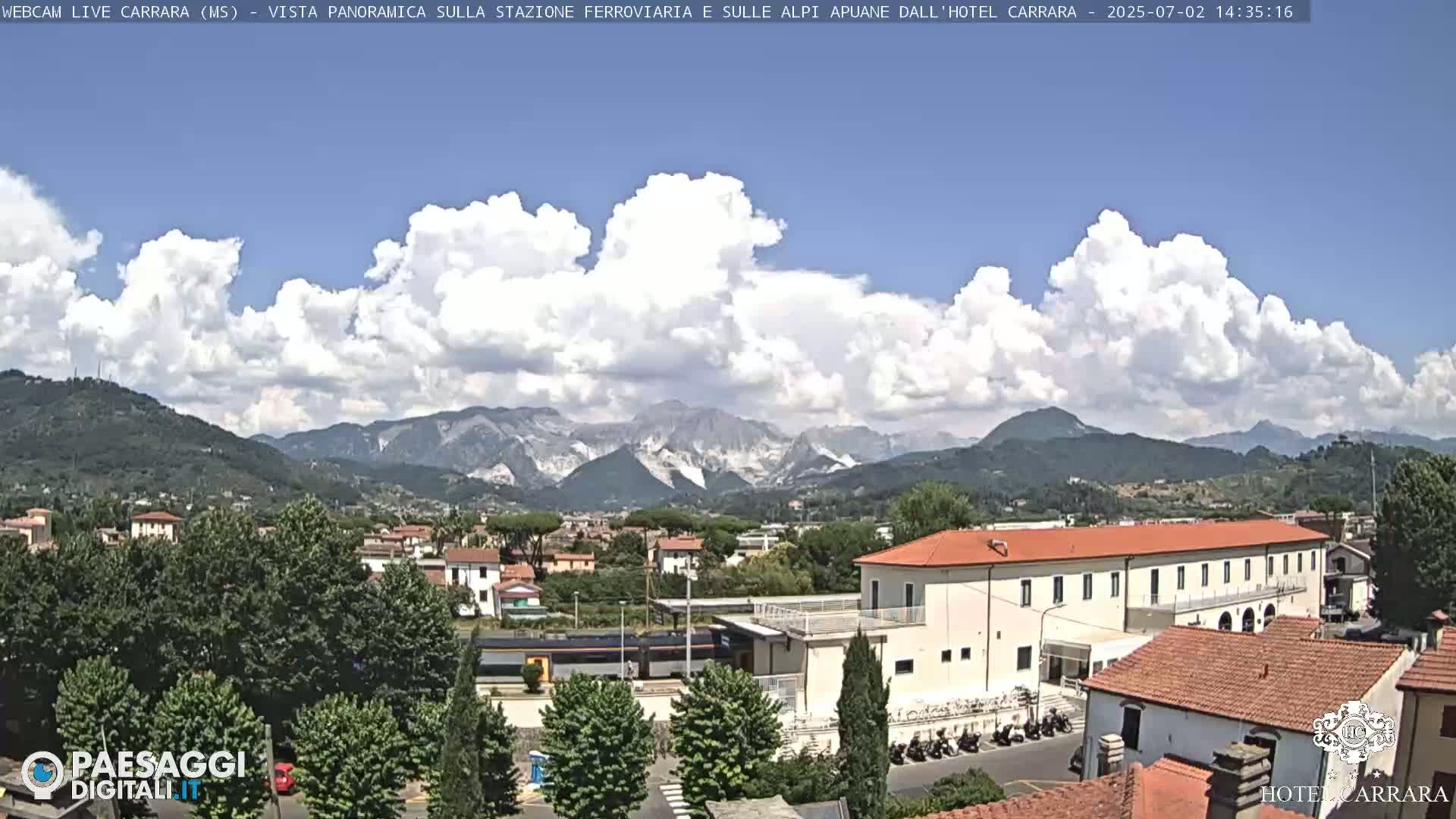  Carrara City Railway Station & Panaromic Natural Alps Park Live Cam - Massa & Carrara, Tuscany, Italy