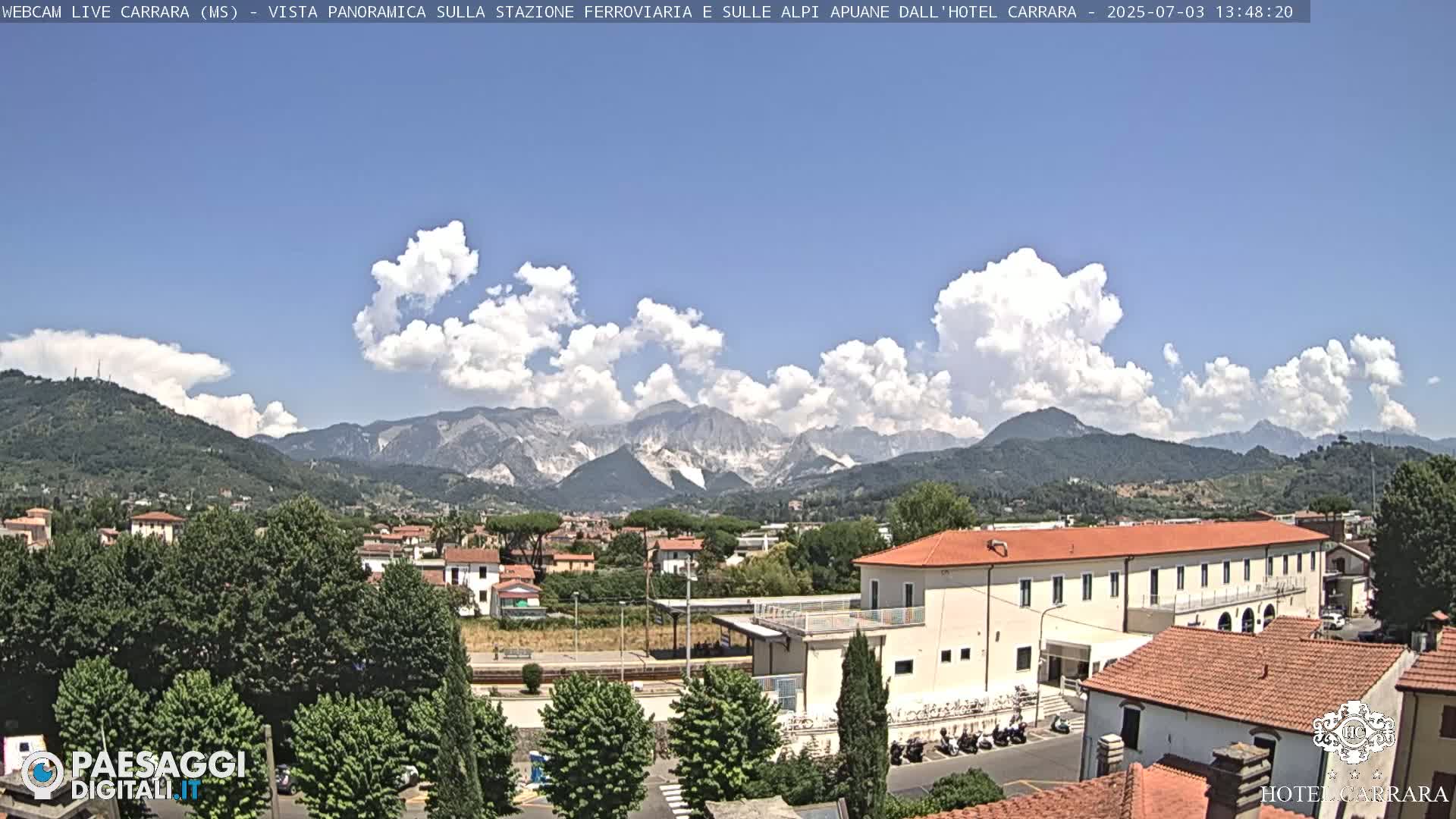  Carrara City Railway Station & Panaromic Natural Alps Park Live Cam - Massa & Carrara, Tuscany, Italy