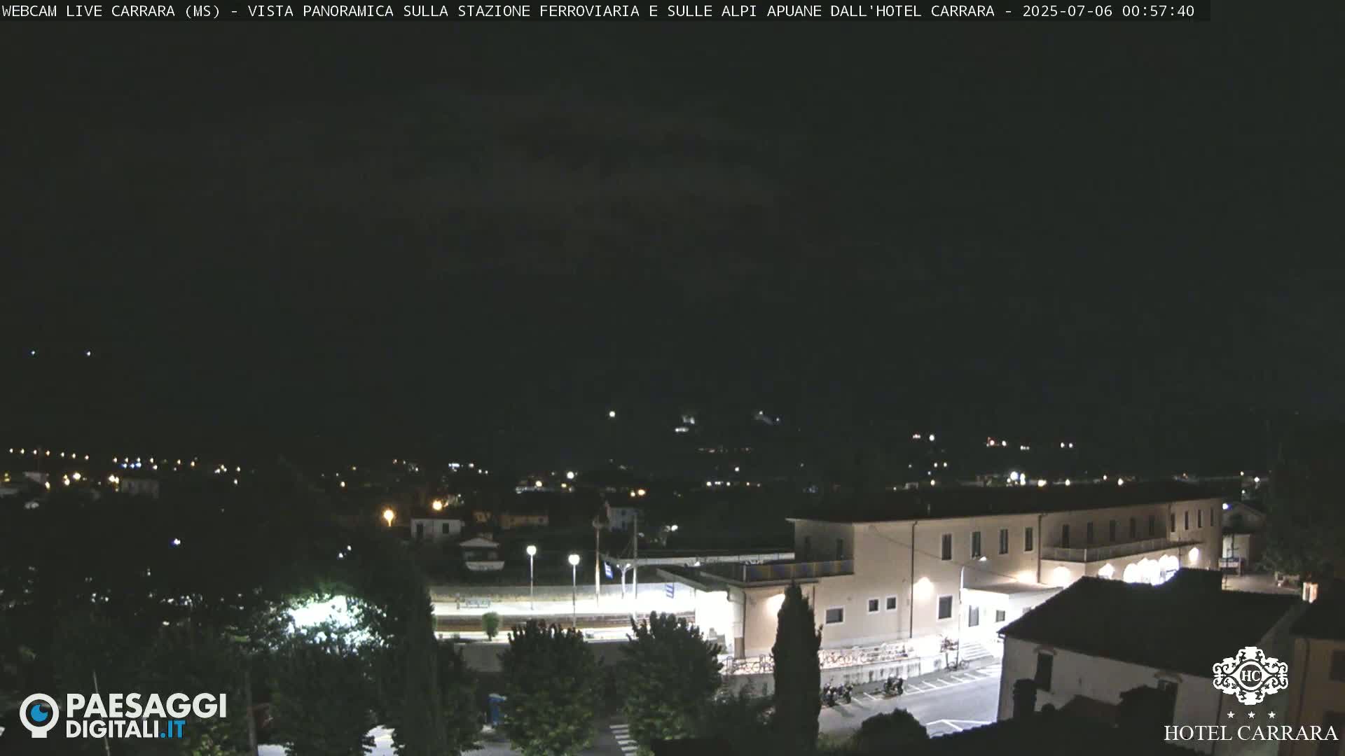  Carrara City Railway Station & Panaromic Natural Alps Park Live Cam - Massa & Carrara, Tuscany, Italy