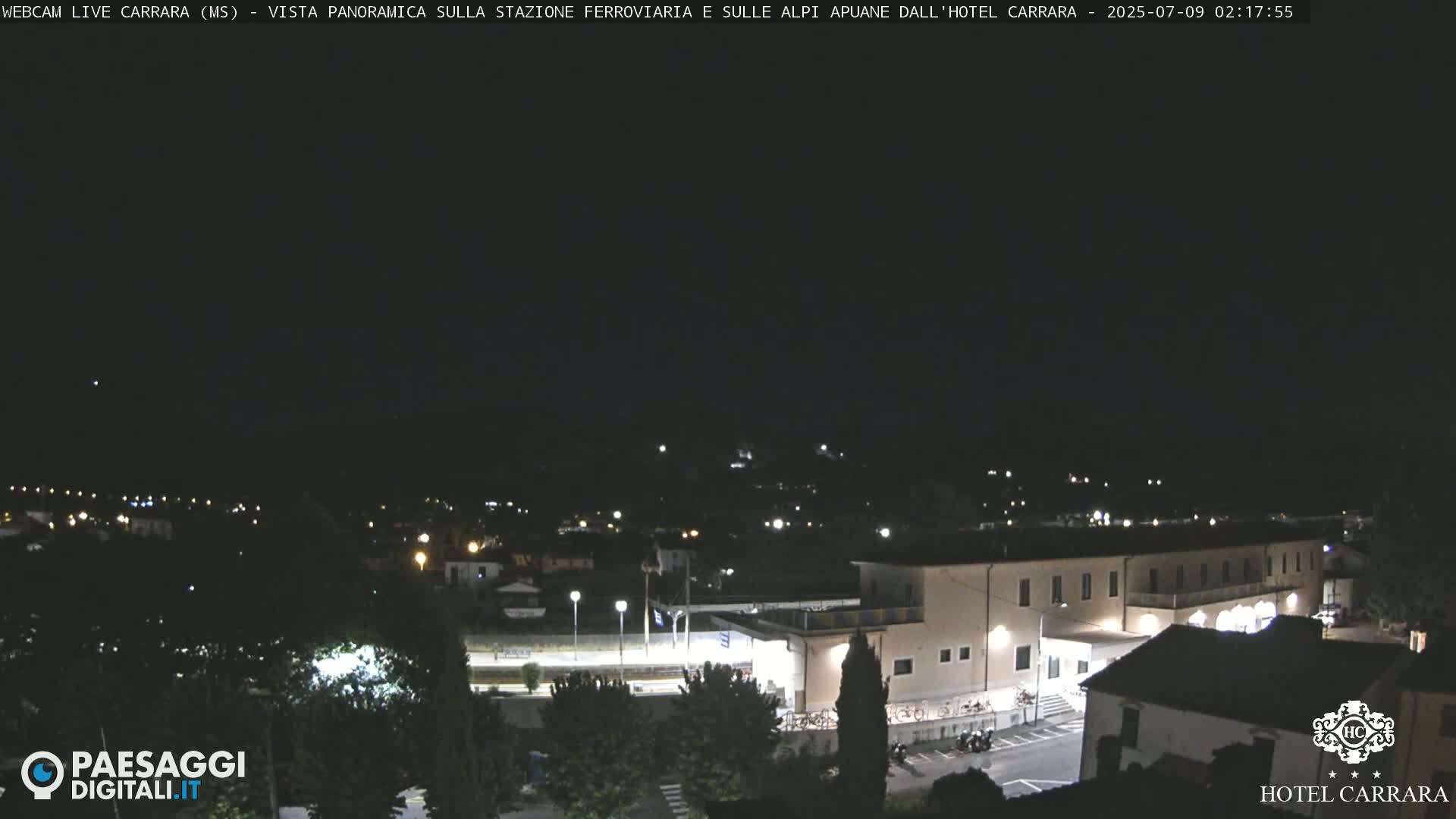  Carrara City Railway Station & Panaromic Natural Alps Park Live Cam - Massa & Carrara, Tuscany, Italy