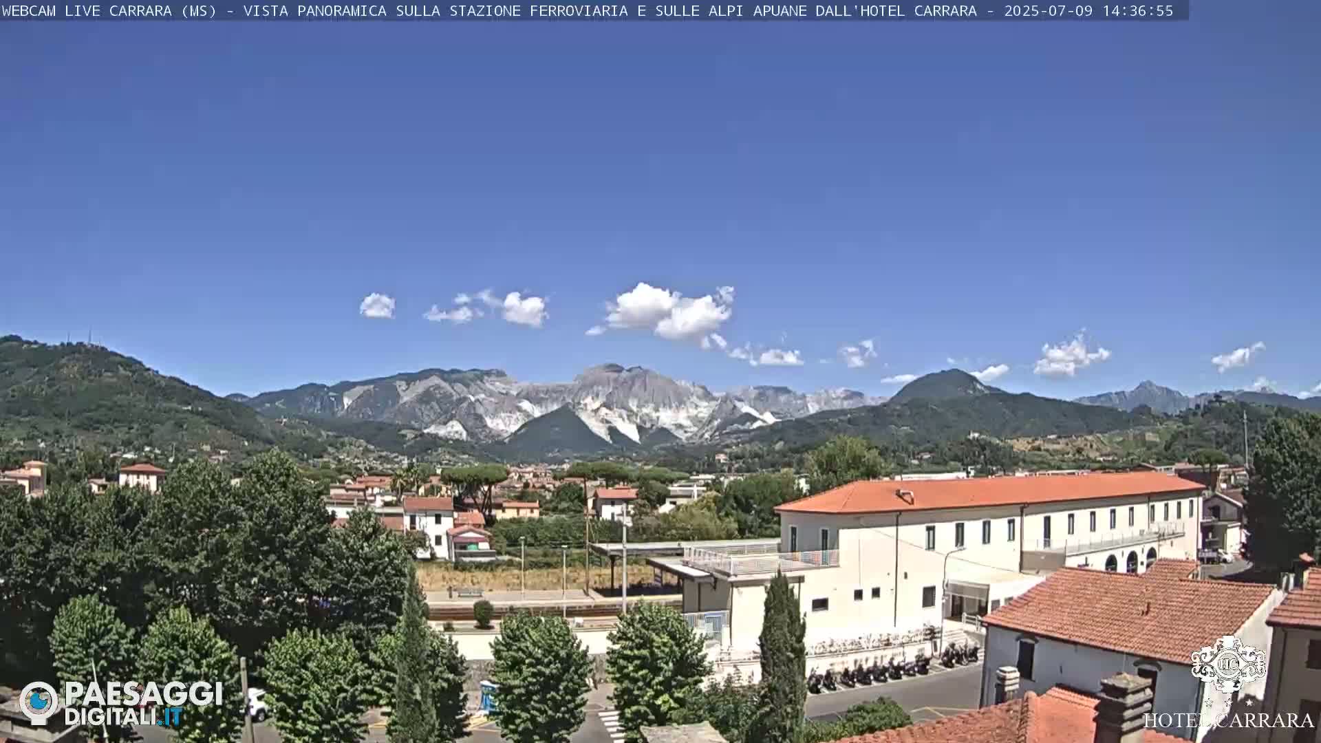  Carrara City Railway Station & Panaromic Natural Alps Park Live Cam - Massa & Carrara, Tuscany, Italy