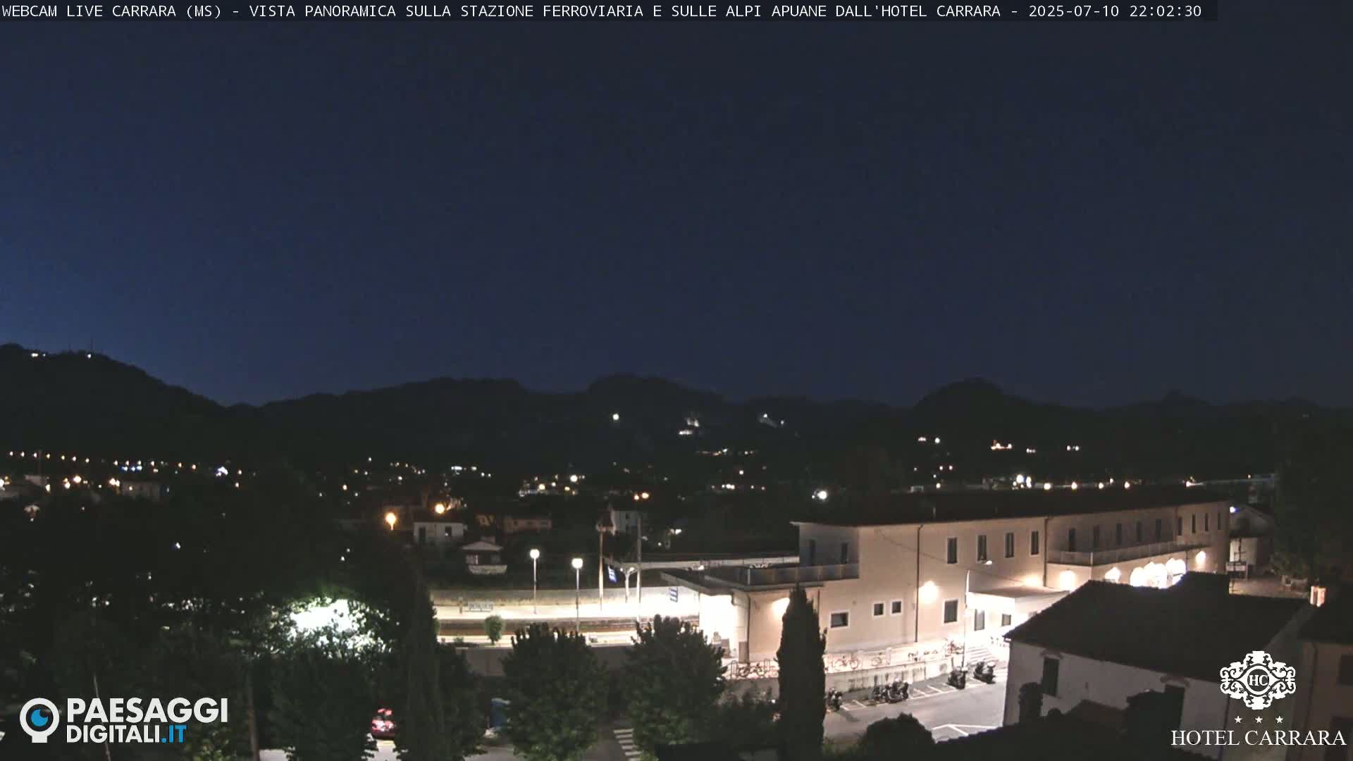  Carrara City Railway Station & Panaromic Natural Alps Park Live Cam - Massa & Carrara, Tuscany, Italy