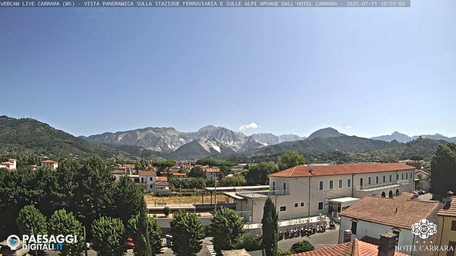  Carrara City Railway Station & Panaromic Natural Alps Park Live Cam - Massa & Carrara, Tuscany, Italy