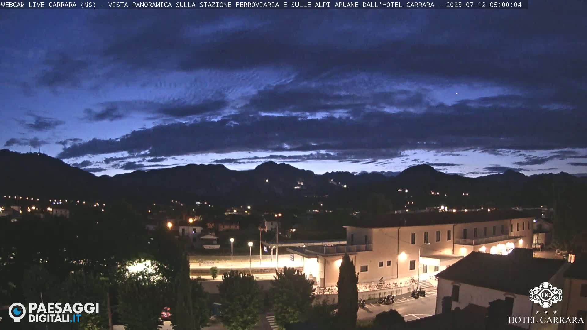  Carrara City Railway Station & Panaromic Natural Alps Park Live Cam - Massa & Carrara, Tuscany, Italy