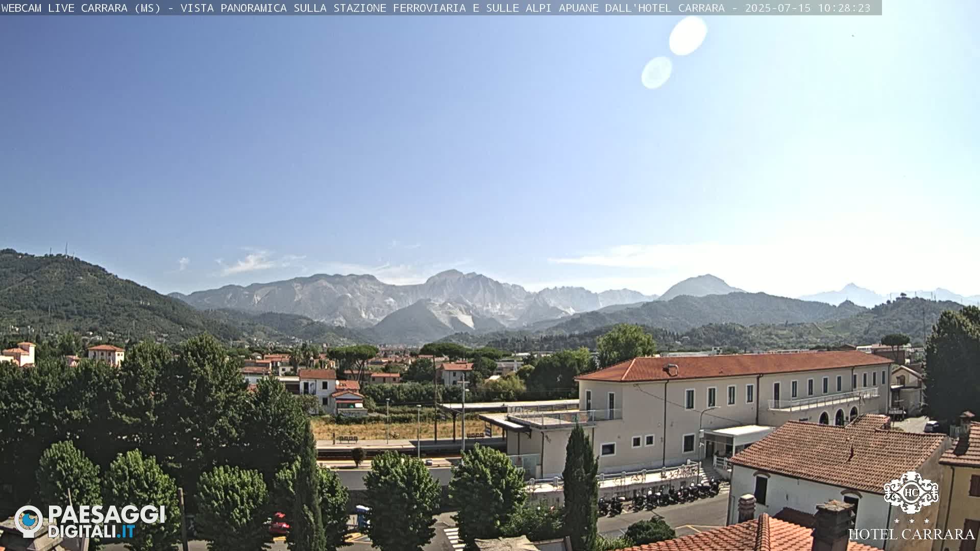  Carrara City Railway Station & Panaromic Natural Alps Park Live Cam - Massa & Carrara, Tuscany, Italy
