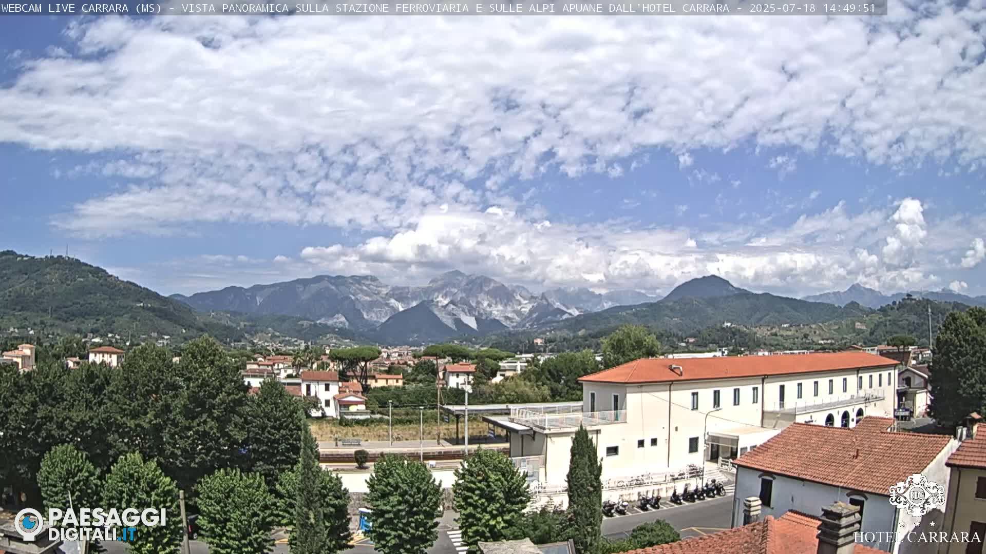  Carrara City Railway Station & Panaromic Natural Alps Park Live Cam - Massa & Carrara, Tuscany, Italy