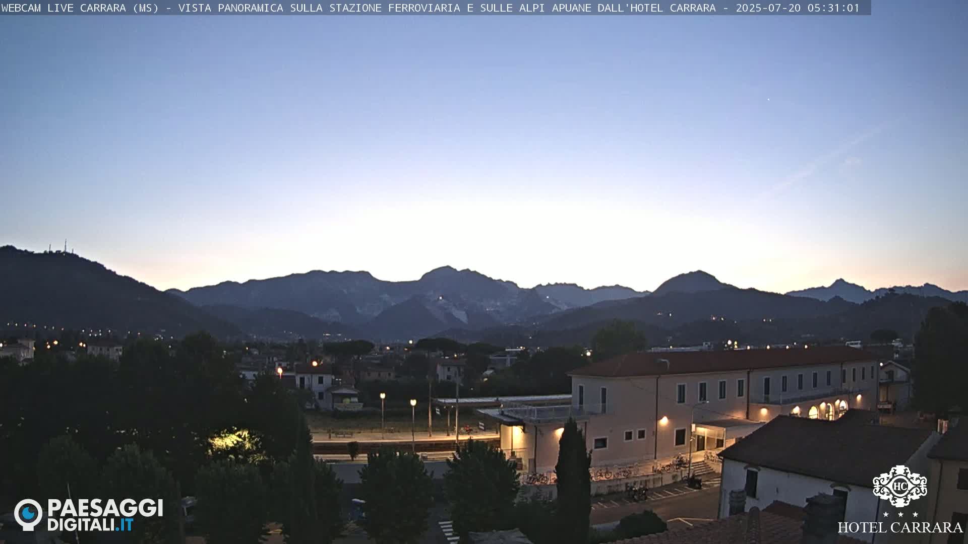  Carrara City Railway Station & Panaromic Natural Alps Park Live Cam - Massa & Carrara, Tuscany, Italy