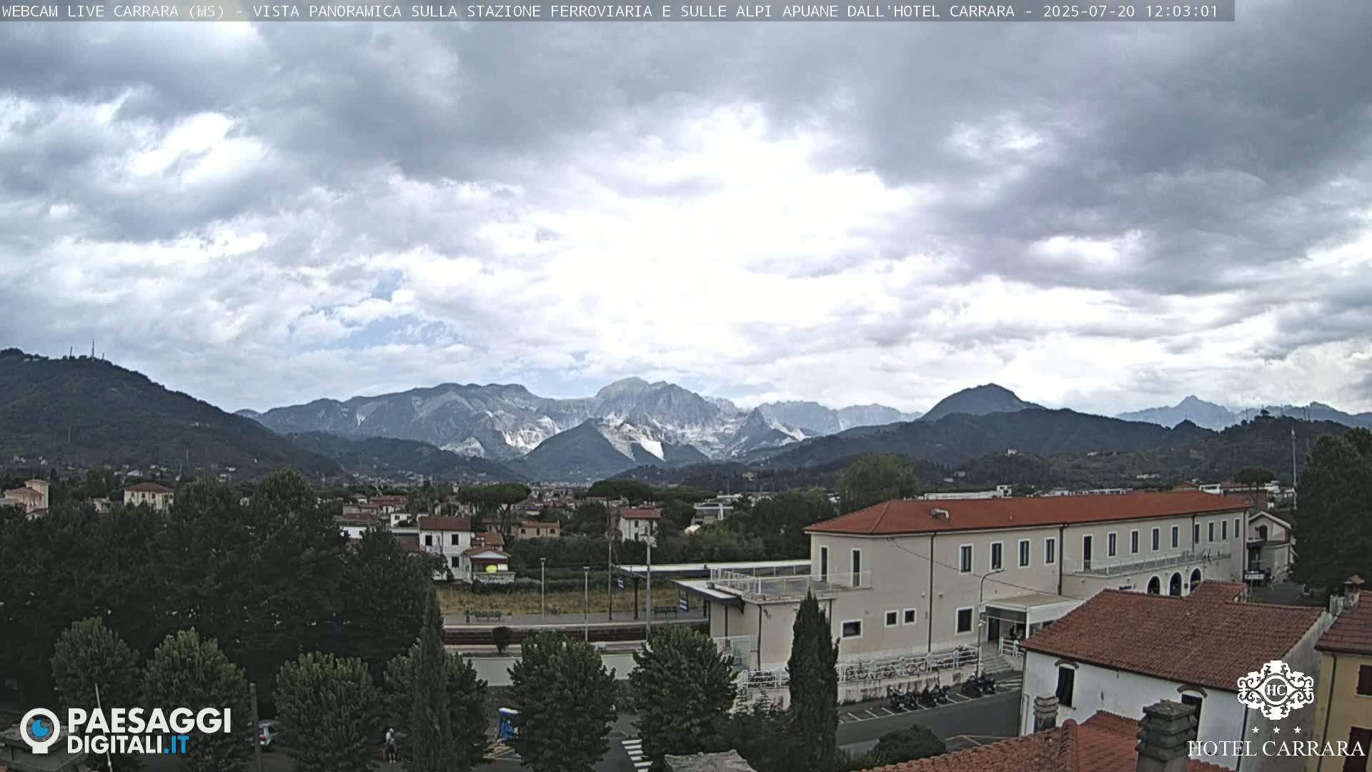  Carrara City Railway Station & Panaromic Natural Alps Park Live Cam - Massa & Carrara, Tuscany, Italy