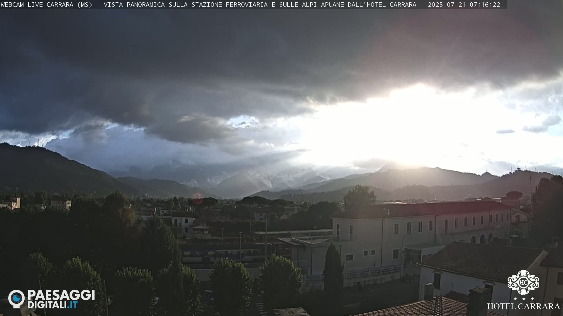  Carrara City Railway Station & Panaromic Natural Alps Park Live Cam - Massa & Carrara, Tuscany, Italy