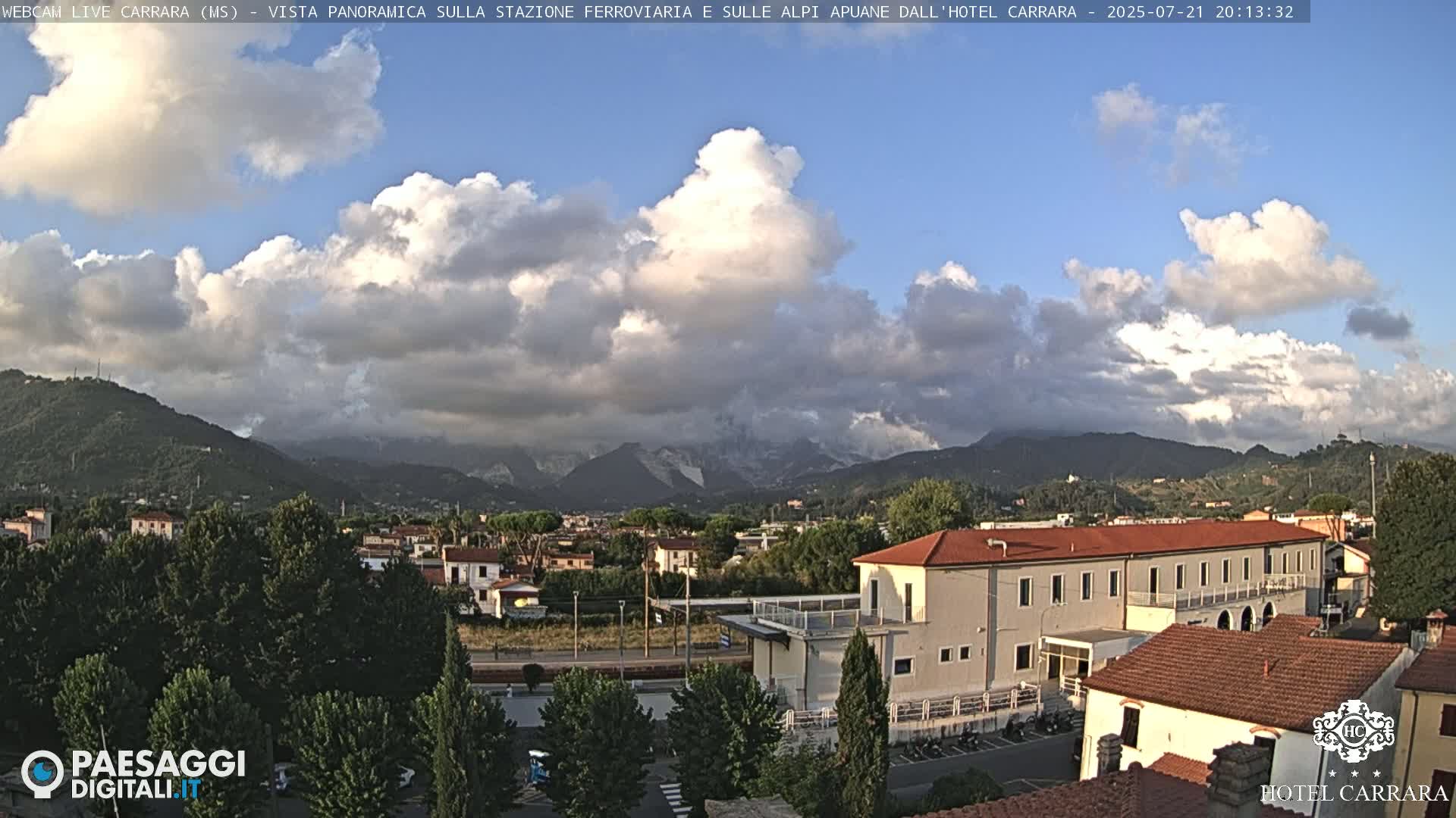  Carrara City Railway Station & Panaromic Natural Alps Park Live Cam - Massa & Carrara, Tuscany, Italy