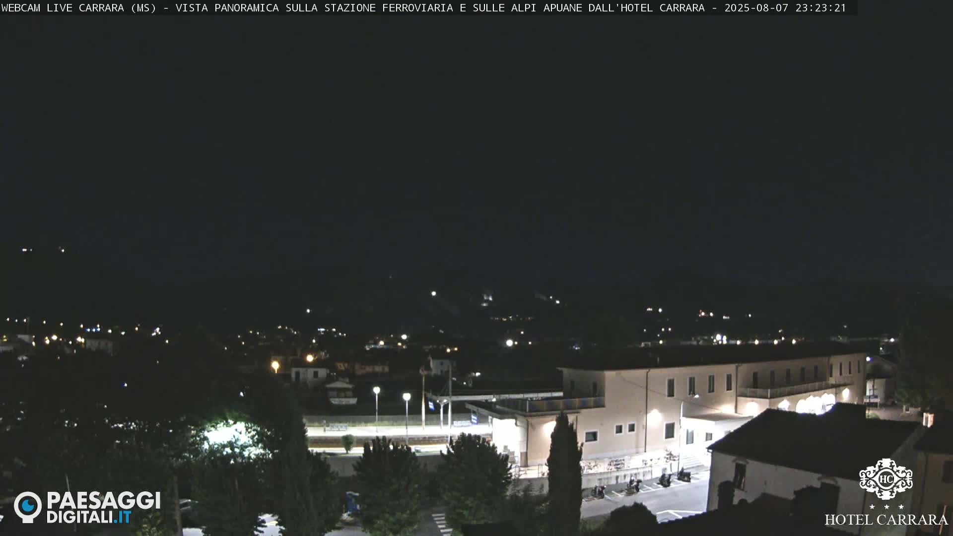  Carrara City Railway Station & Panaromic Natural Alps Park Live Cam - Massa & Carrara, Tuscany, Italy
