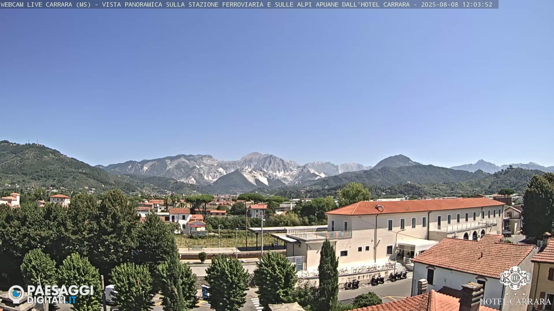  Carrara City Railway Station & Panaromic Natural Alps Park Live Cam - Massa & Carrara, Tuscany, Italy